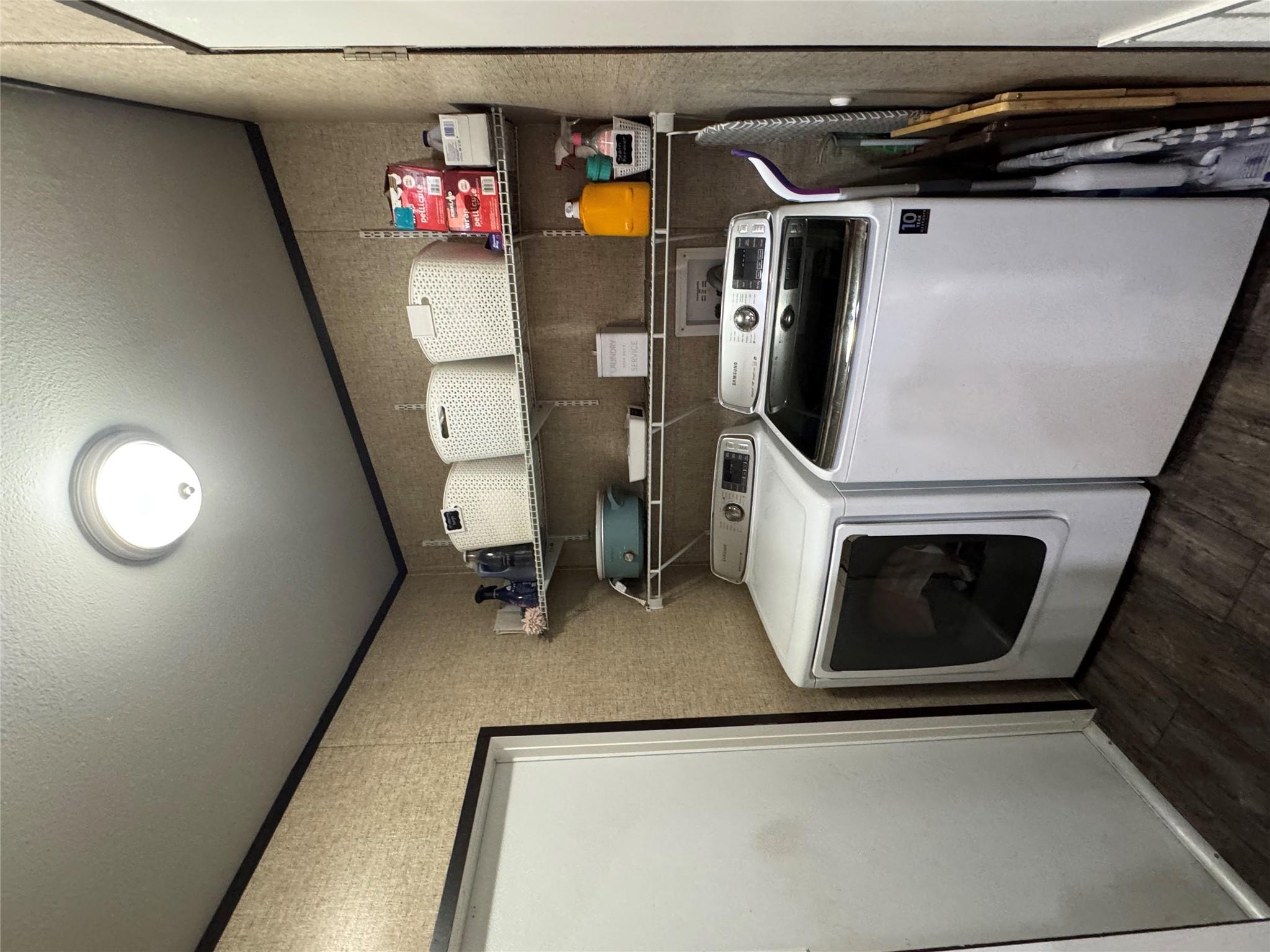 269 Featherstone Dr, Converse, TX 78109