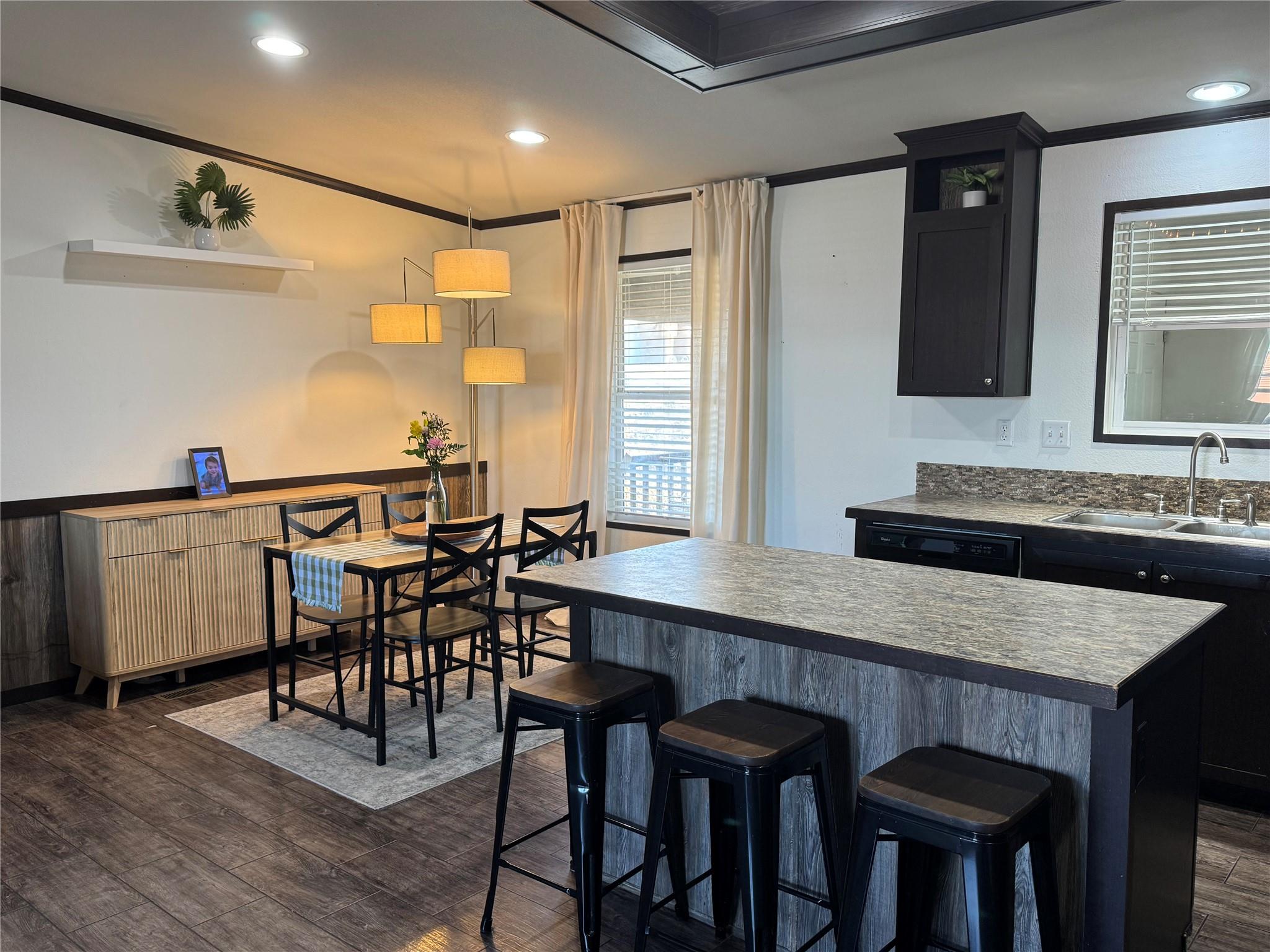 269 Featherstone Dr, Converse, TX 78109