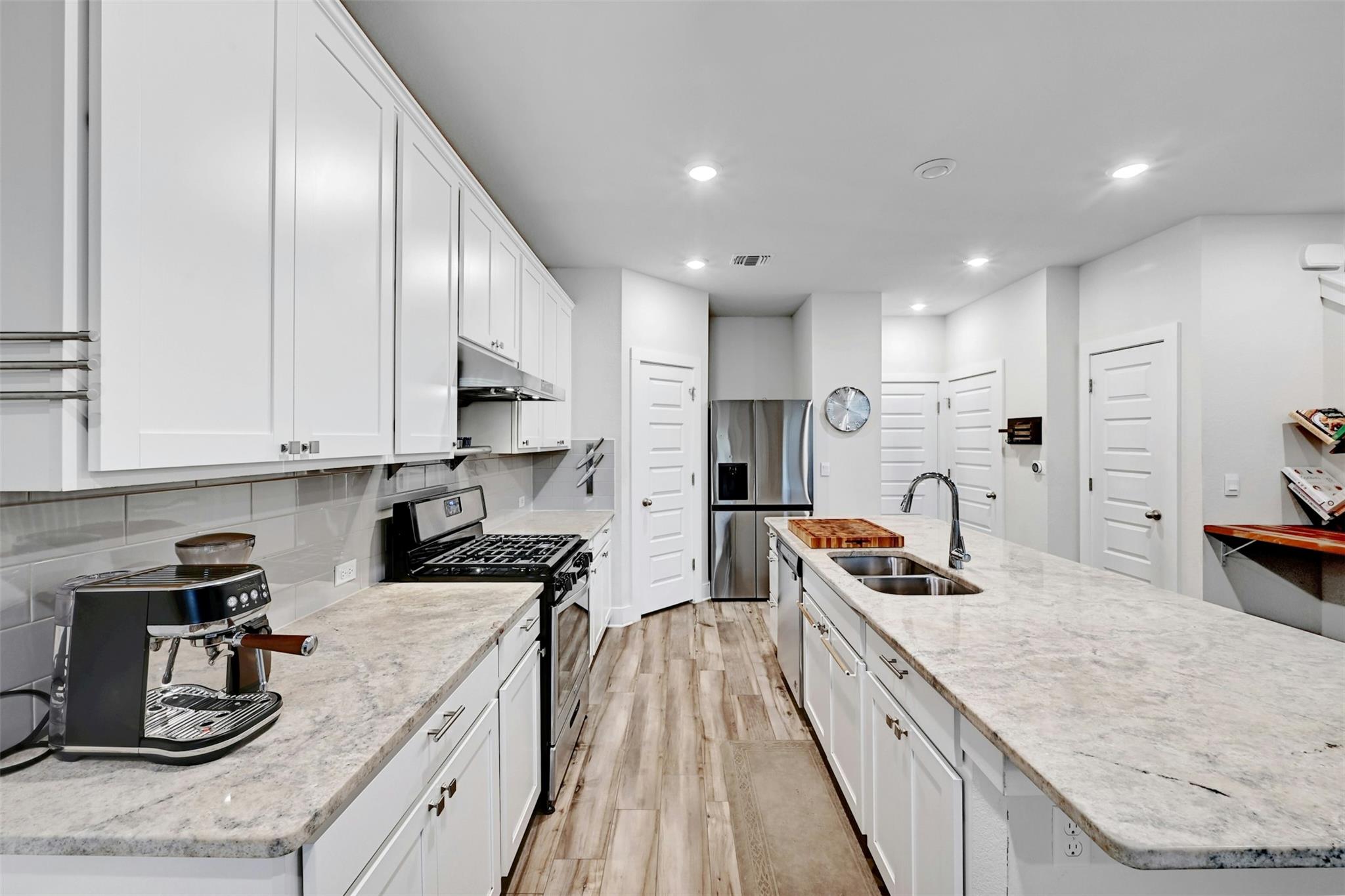 7111 Terrazzo Cottage Ct # 29, Austin, TX 78744