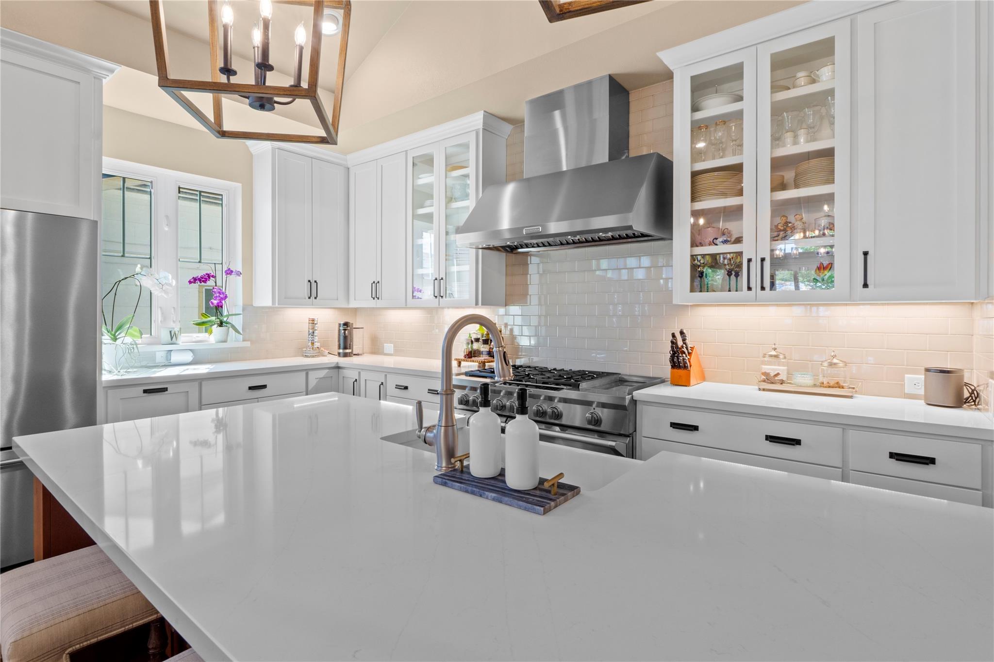 2004 Alegria Rd, Austin, TX 78757