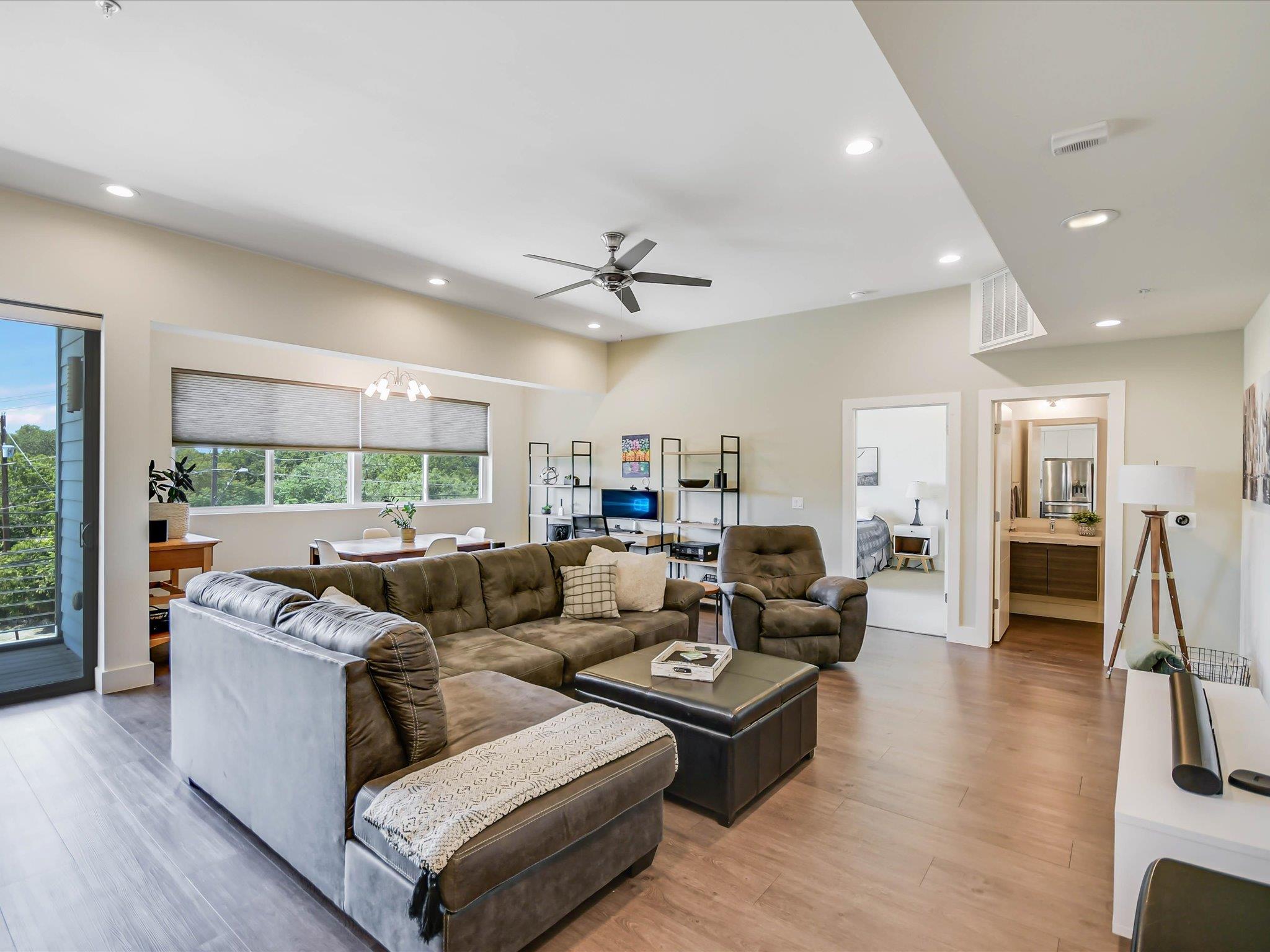 604 N Bluff Dr # 101, Austin, TX 78745