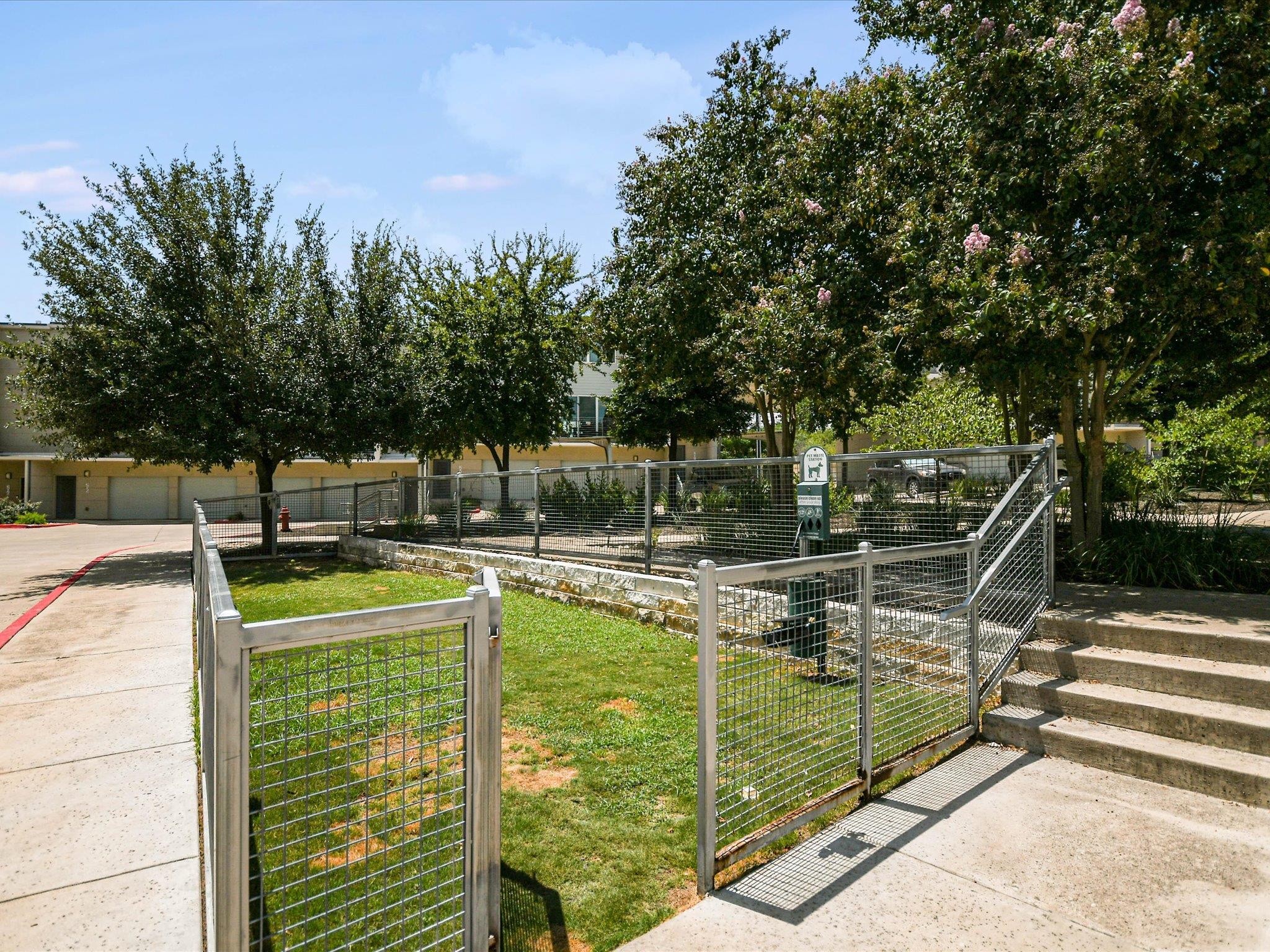 604 N Bluff Dr # 101, Austin, TX 78745