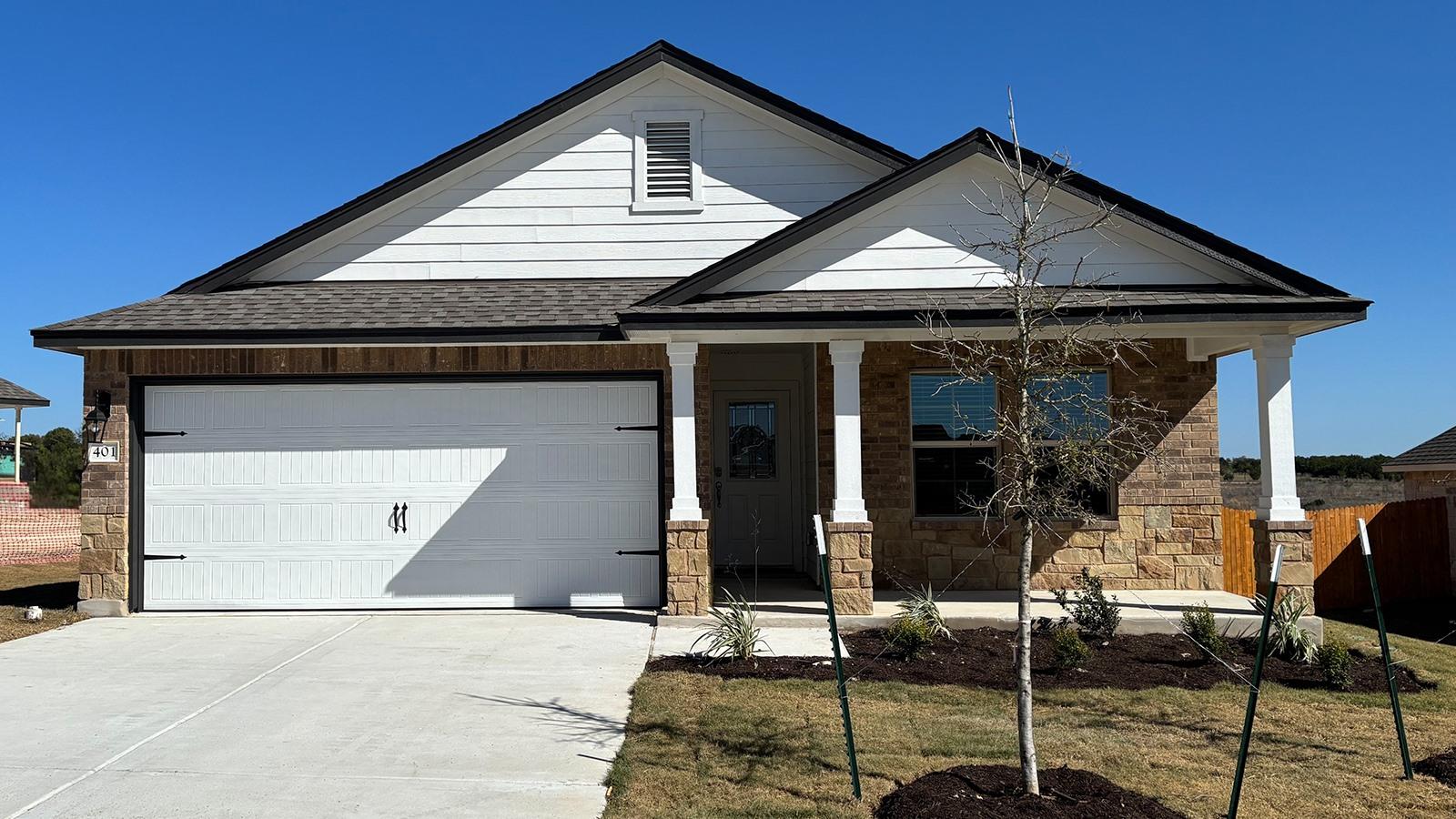 401 Creekfall Rd, Burnet, TX 78611