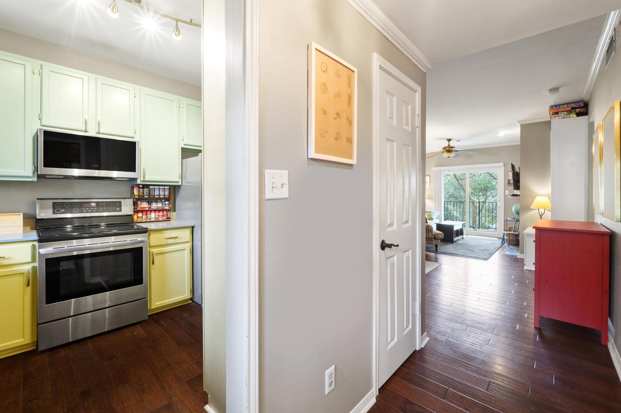 1741 Spyglass Dr # 2-104, Austin, TX 78746