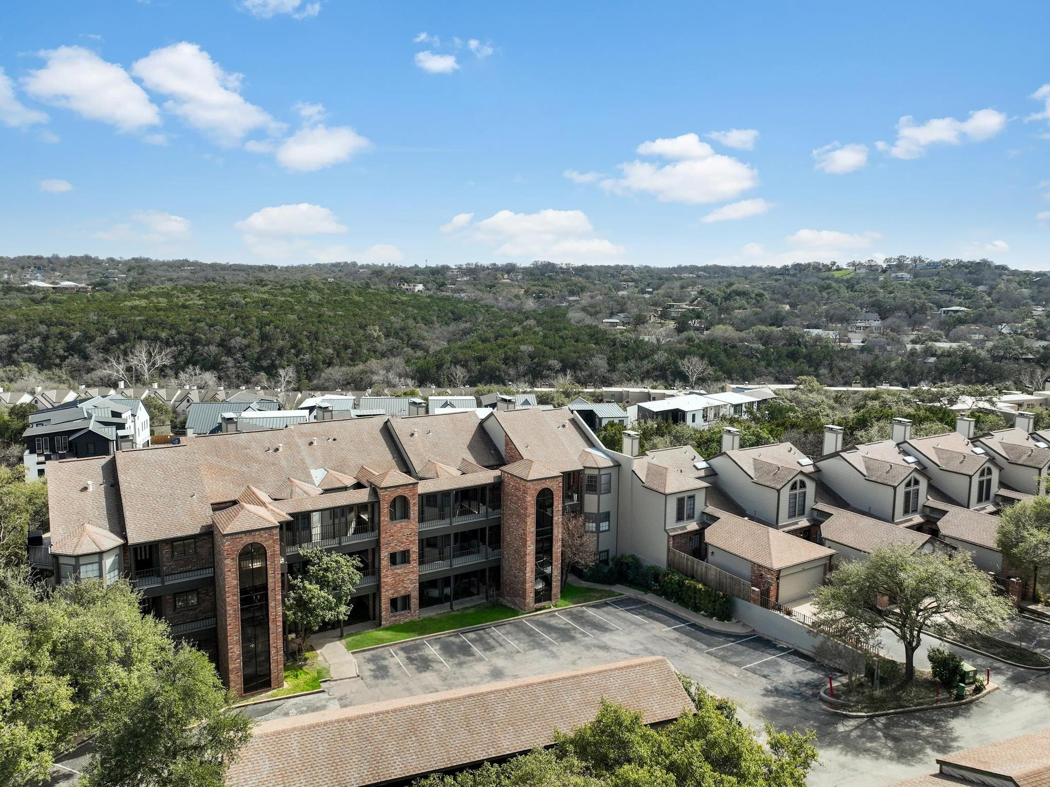 1741 Spyglass Dr # 2-104, Austin, TX 78746