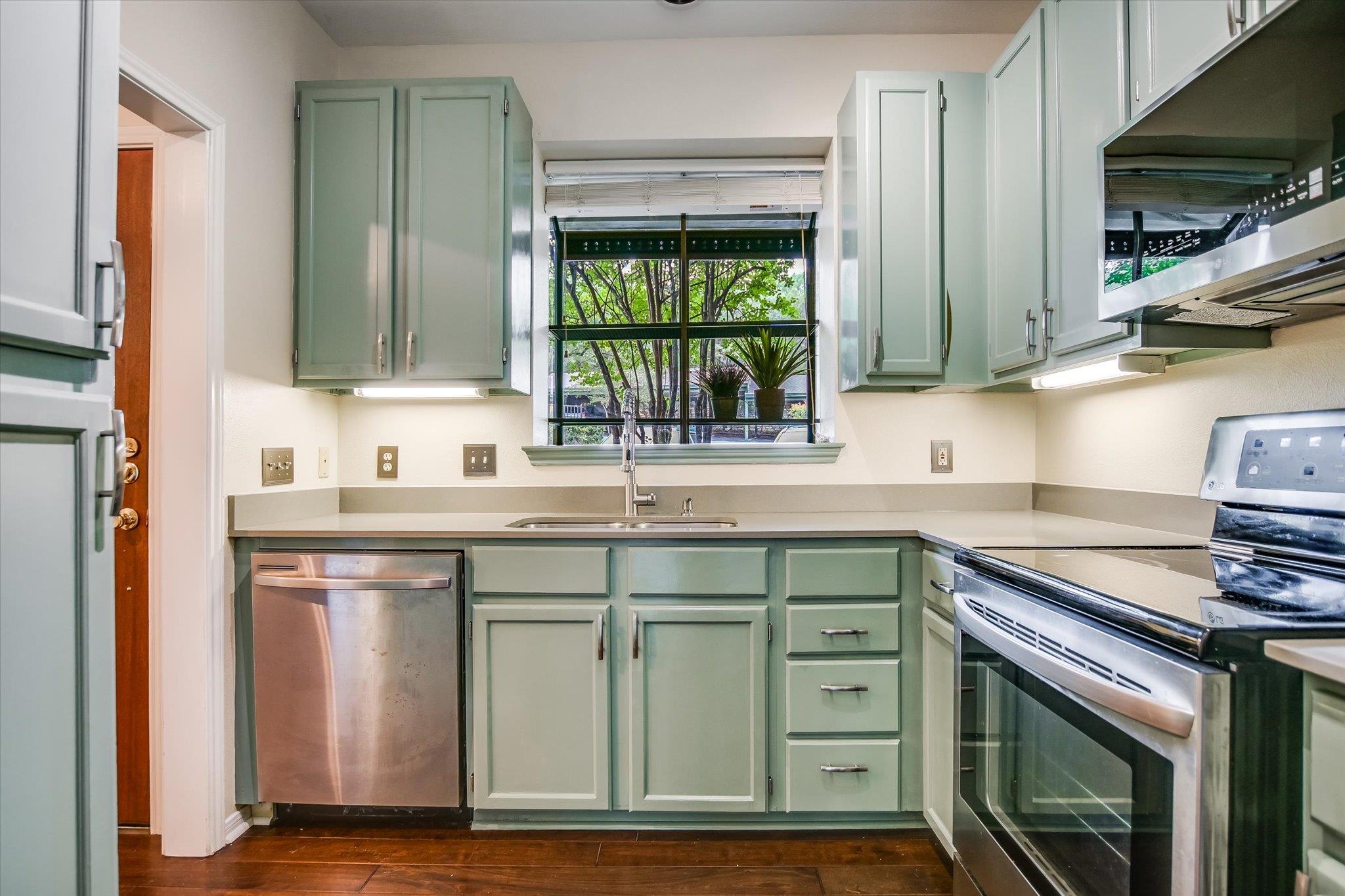 1741 Spyglass Dr # 2-104, Austin, TX 78746