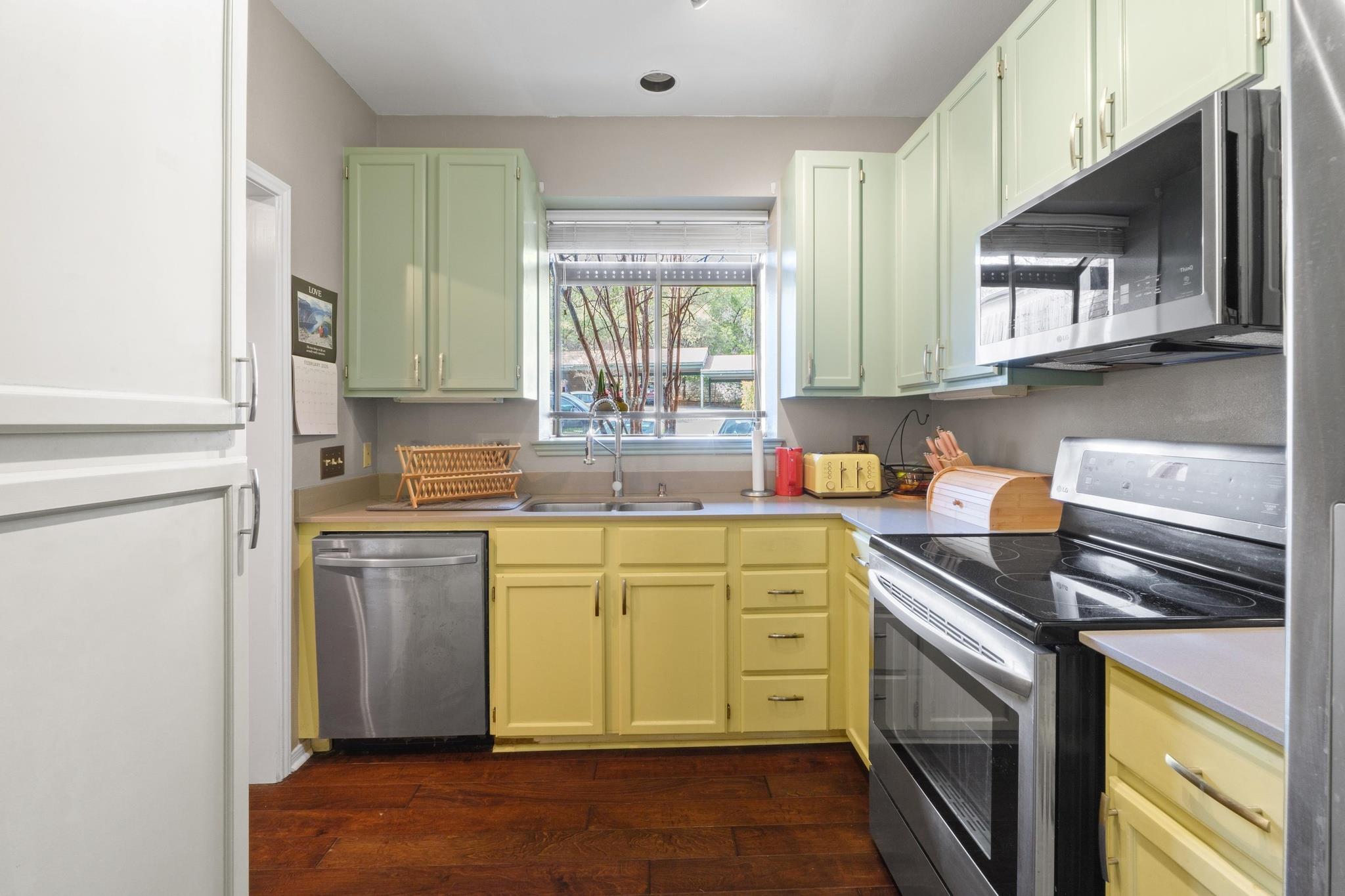 1741 Spyglass Dr # 2-104, Austin, TX 78746