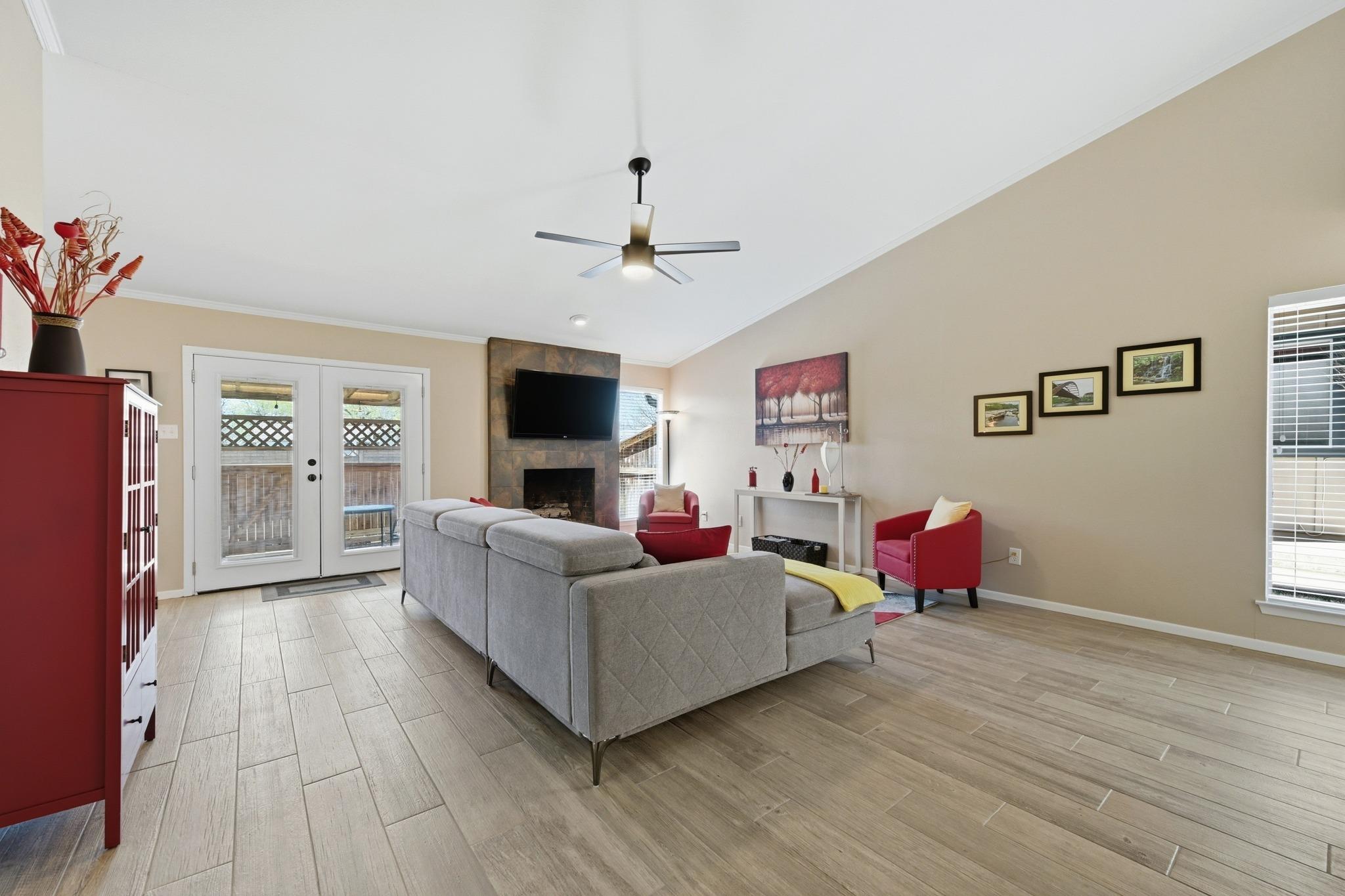 2012 Verbena Dr, Austin, TX 78750