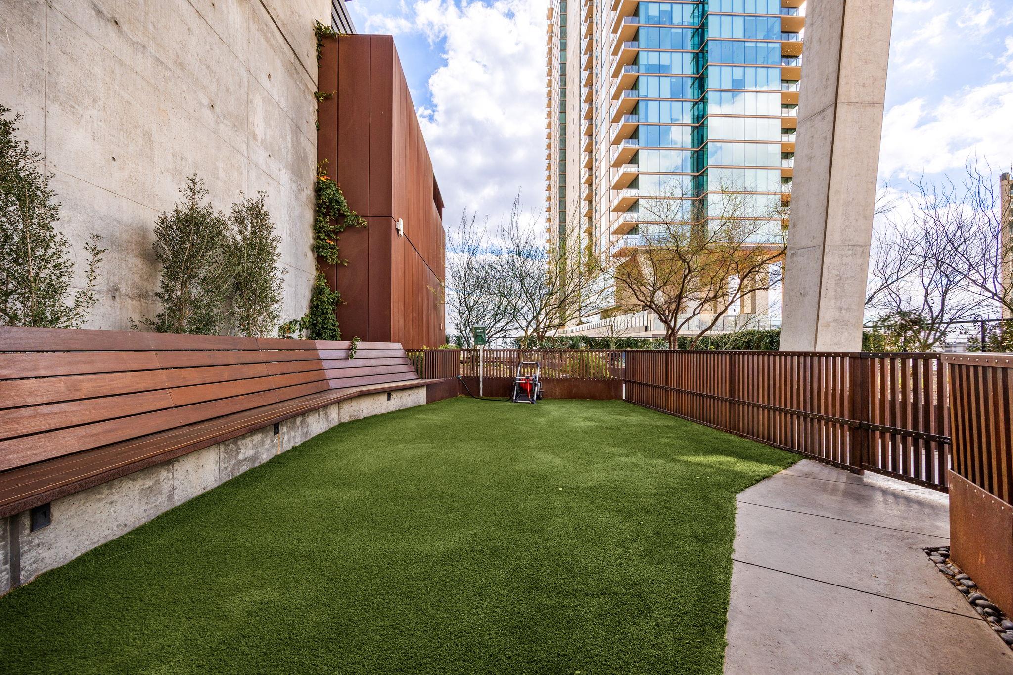 70 Rainey St # 2001, Austin, TX 78701