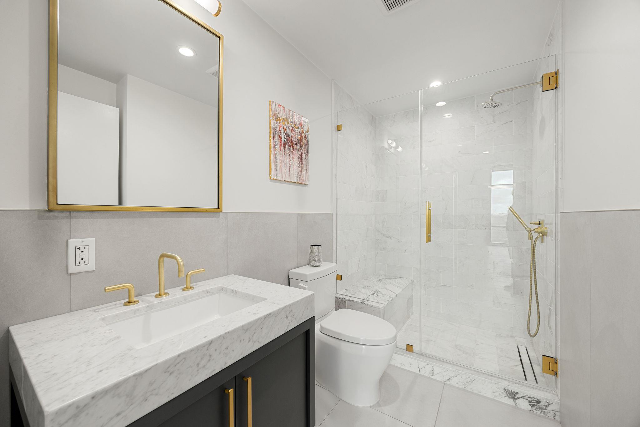 70 Rainey St # 2001, Austin, TX 78701