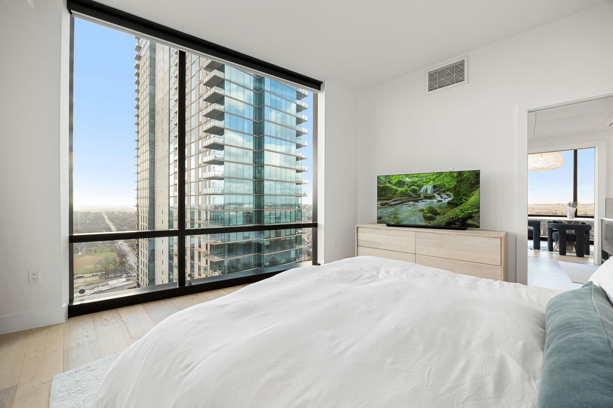 70 Rainey St # 2001, Austin, TX 78701