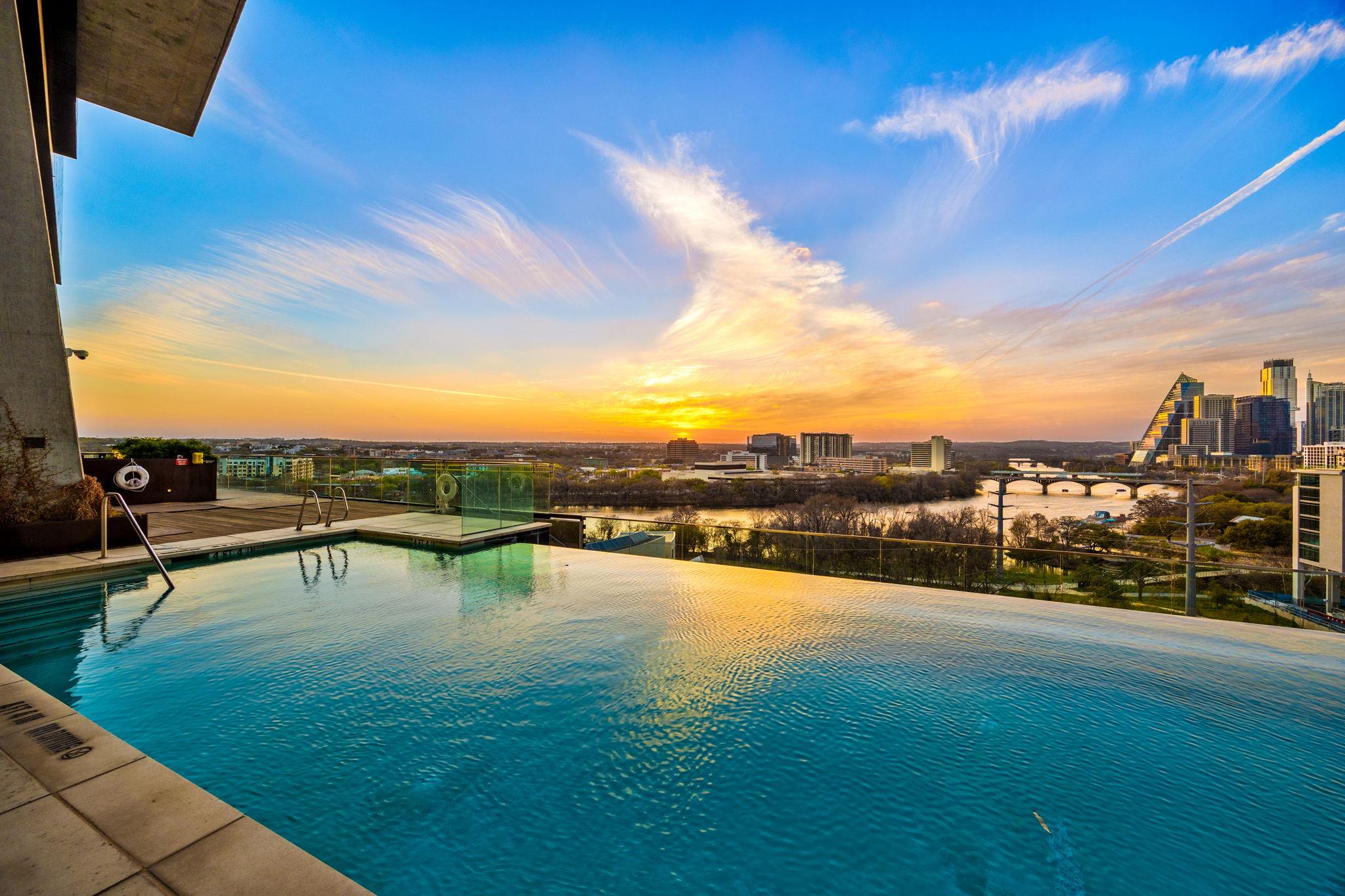 70 Rainey St # 2001, Austin, TX 78701