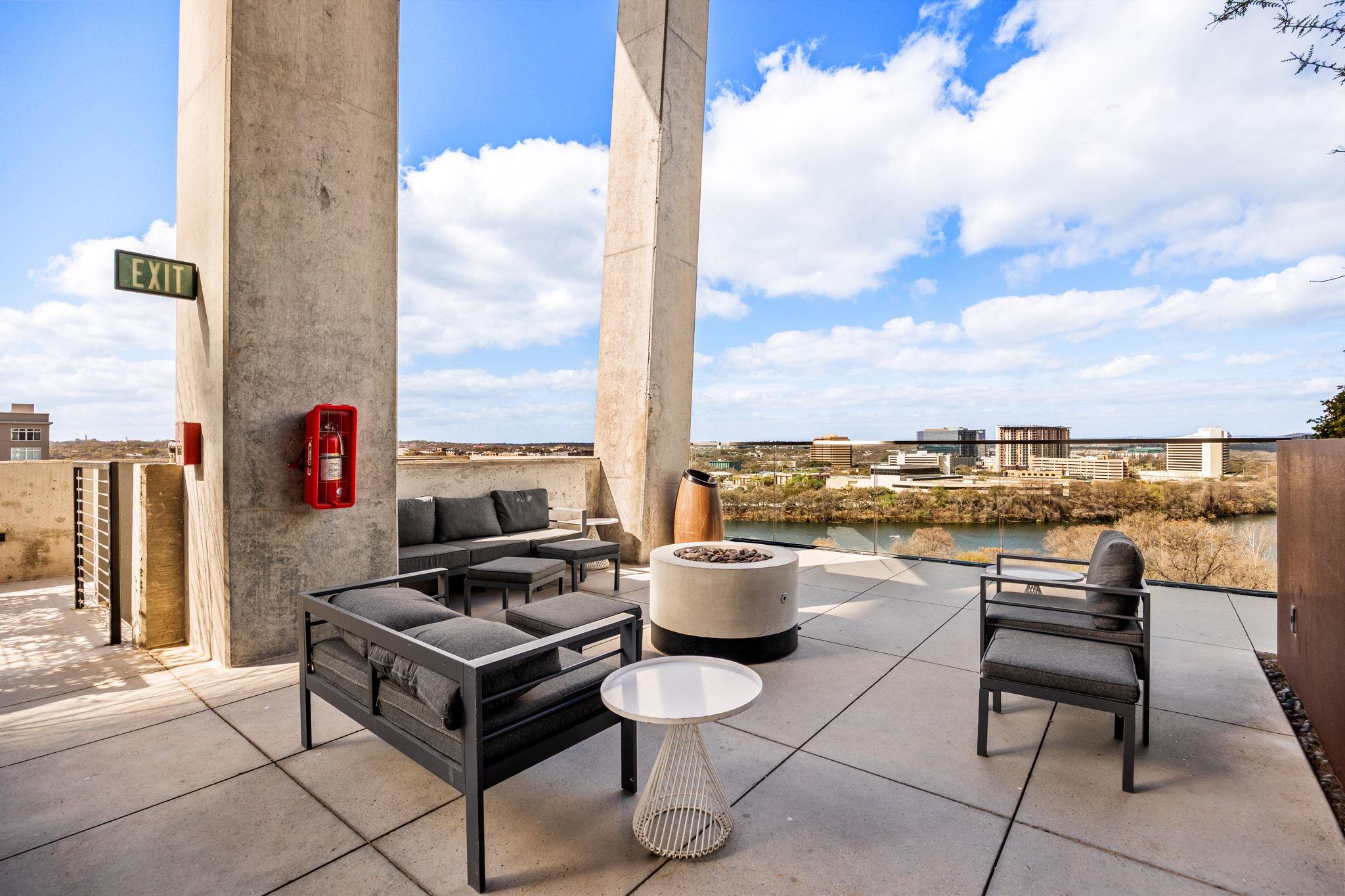 70 Rainey St # 2001, Austin, TX 78701