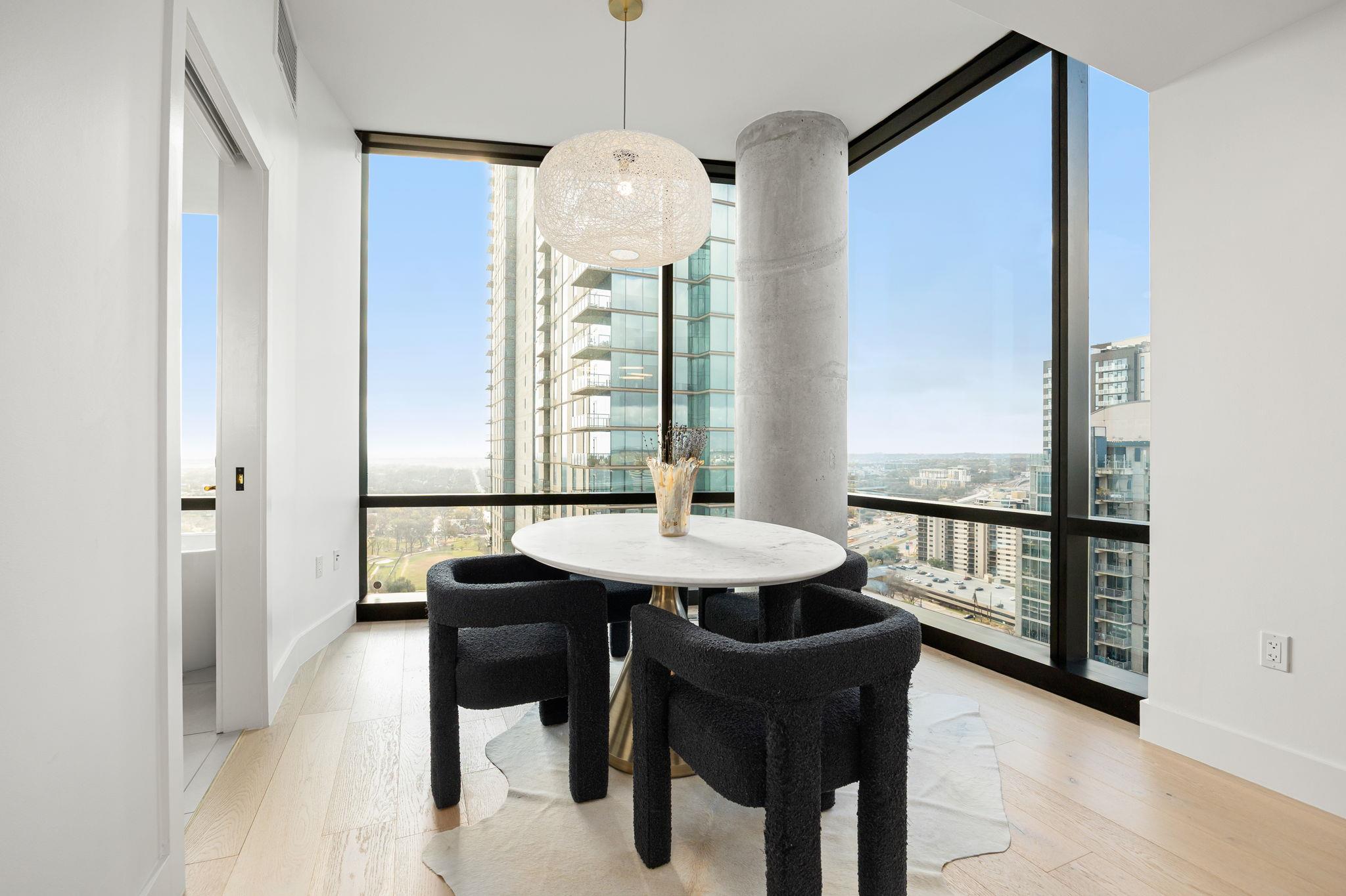 70 Rainey St # 2001, Austin, TX 78701