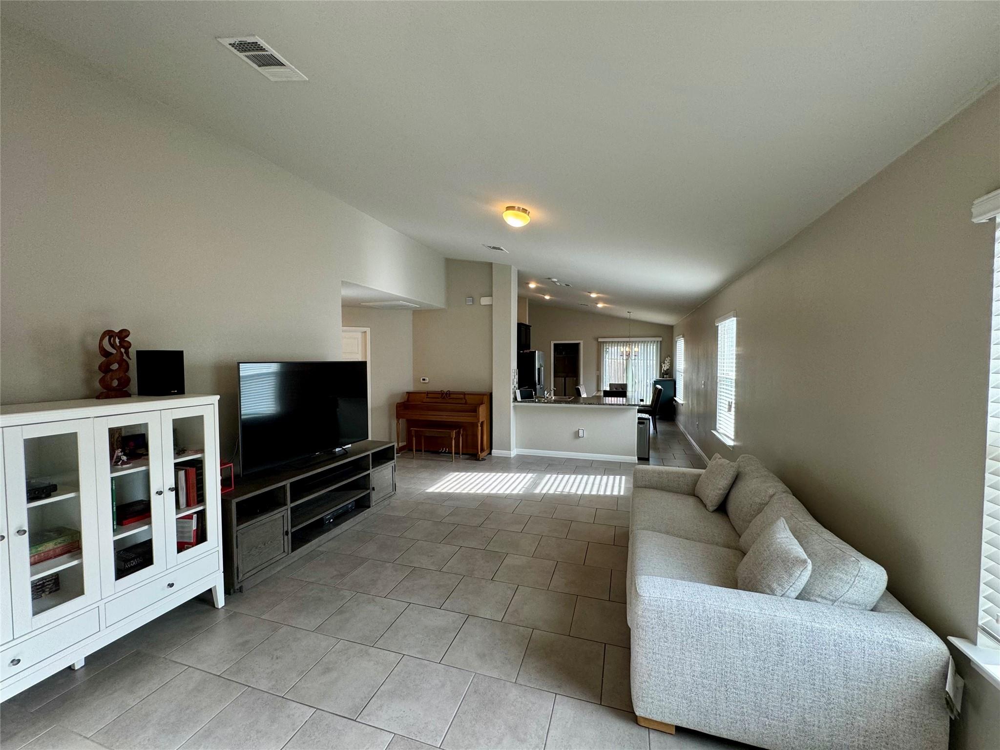 416 Purple Martin Ave, Kyle, TX 78640