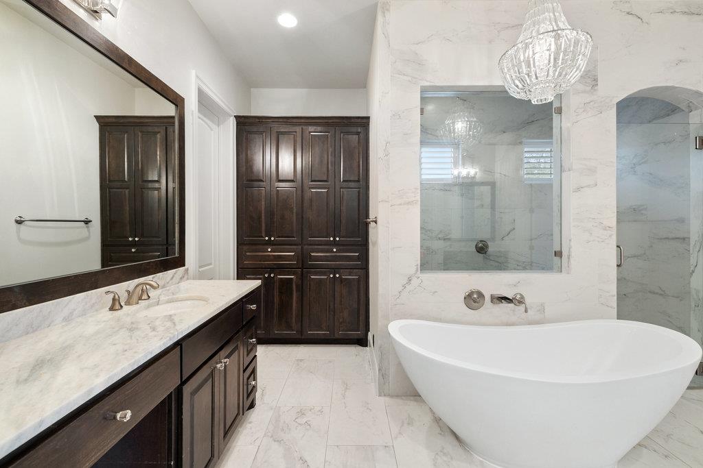 8609 Bellancia Dr, Austin, TX 78738