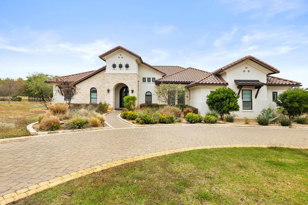 8609 Bellancia Dr, Austin, TX 78738