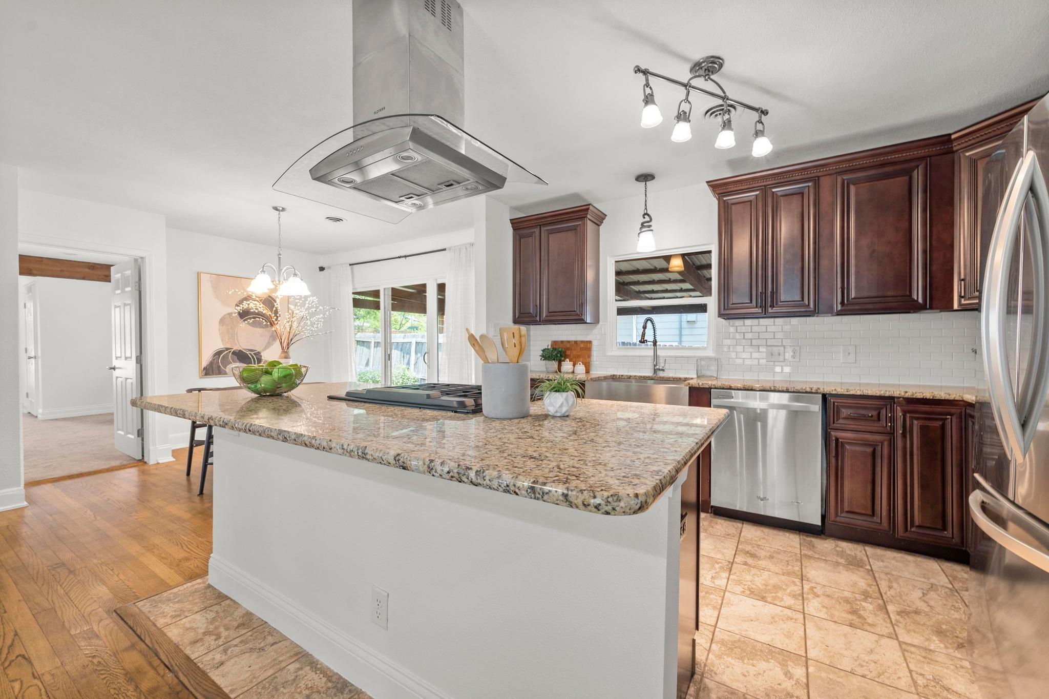 2640 W 45th St, Austin, TX 78731