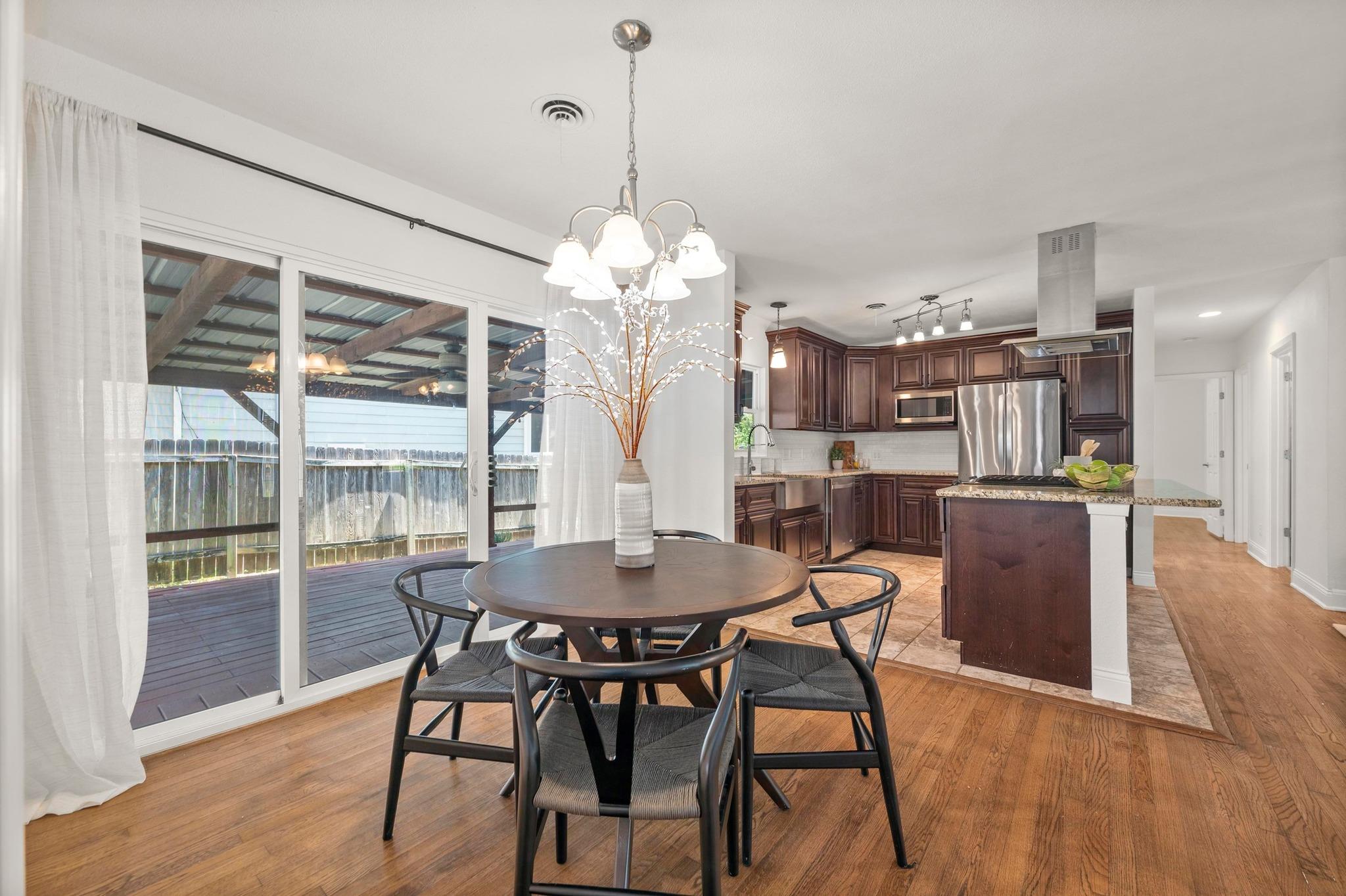 2640 W 45th St, Austin, TX 78731