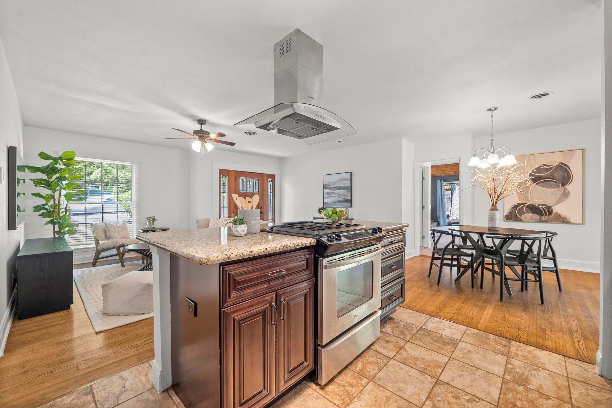 2640 W 45th St, Austin, TX 78731