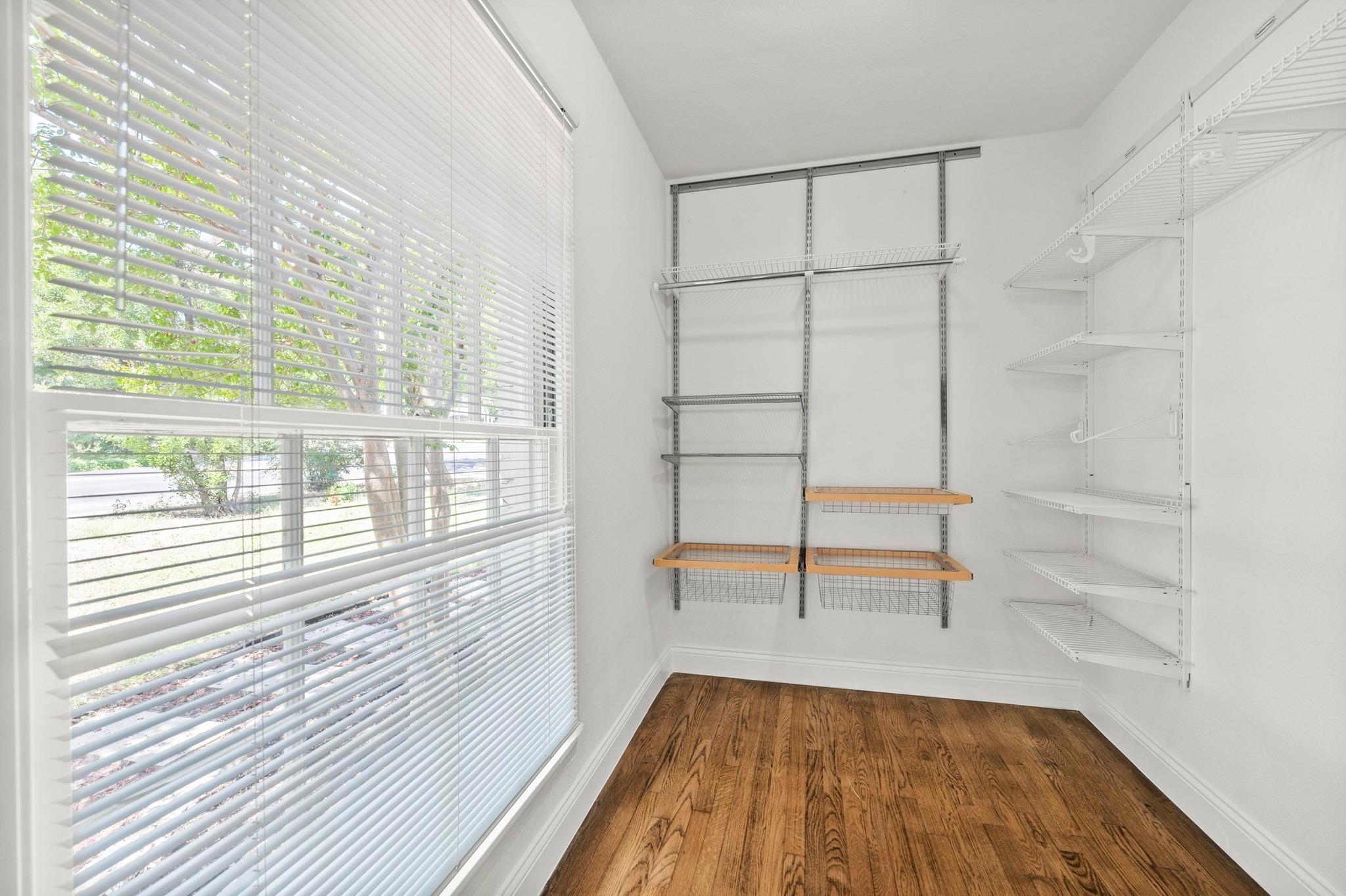 2640 W 45th St, Austin, TX 78731