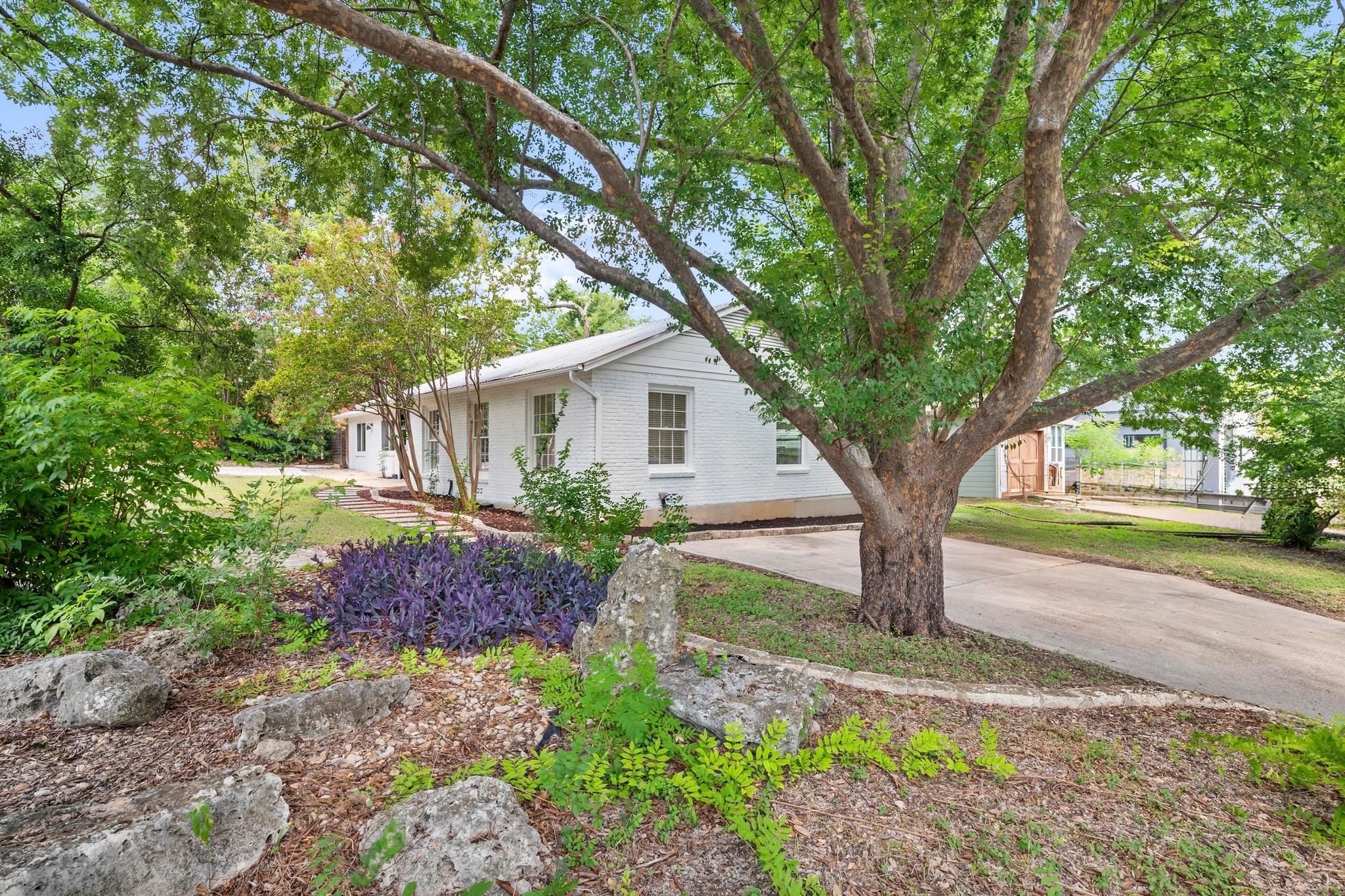 2640 W 45th St, Austin, TX 78731