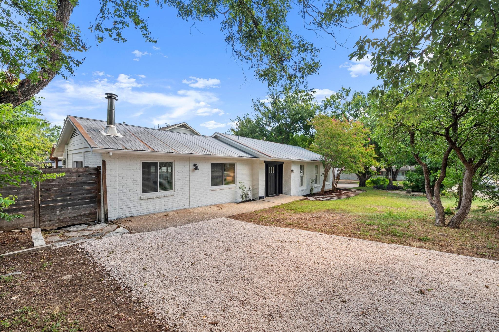 2640 W 45th St, Austin, TX 78731