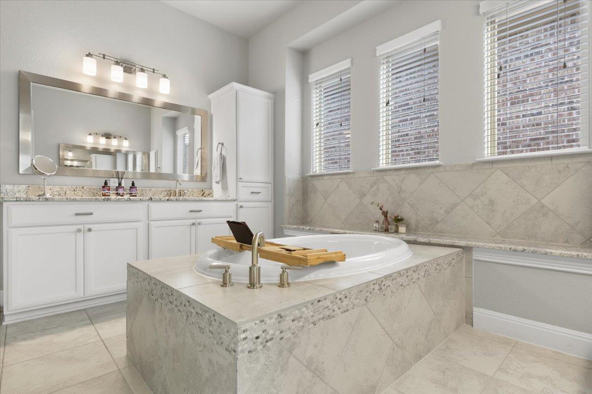 837 Bliss Ln, Leander, TX 78641