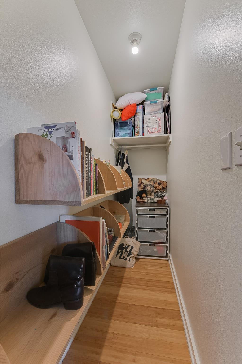 2200 Dickson Dr # 128, Austin, TX 78704