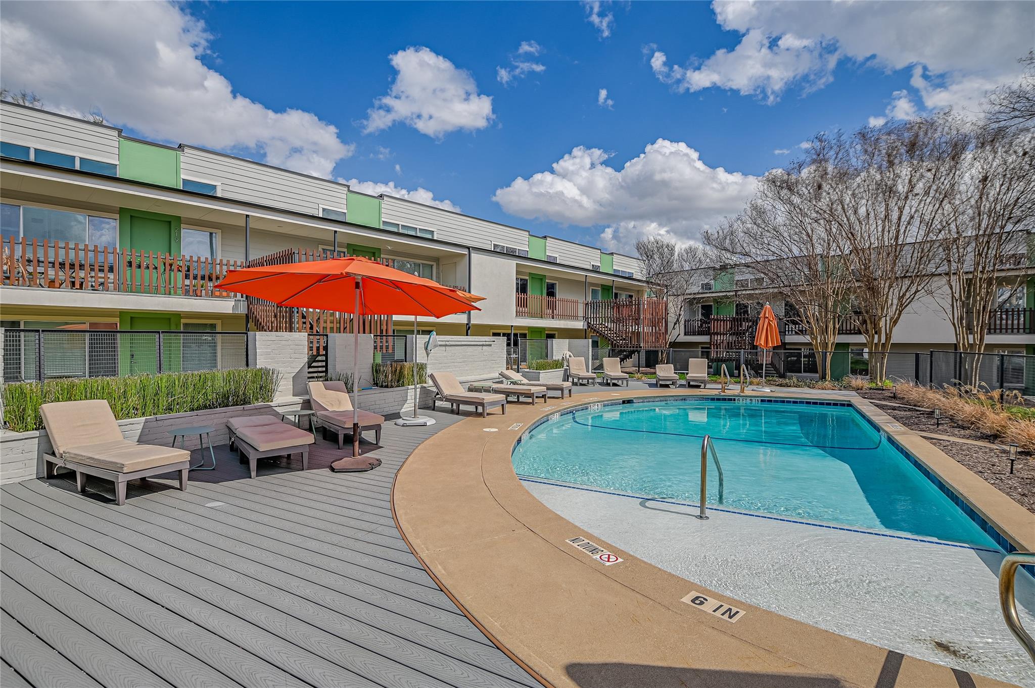 2200 Dickson Dr # 128, Austin, TX 78704