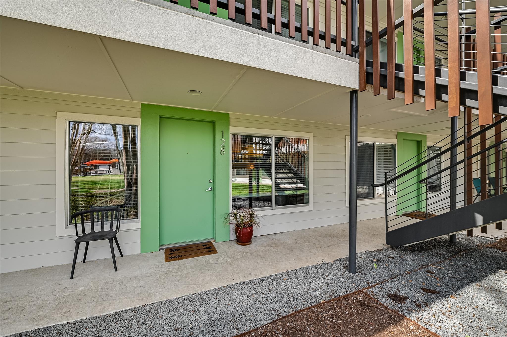 2200 Dickson Dr # 128, Austin, TX 78704