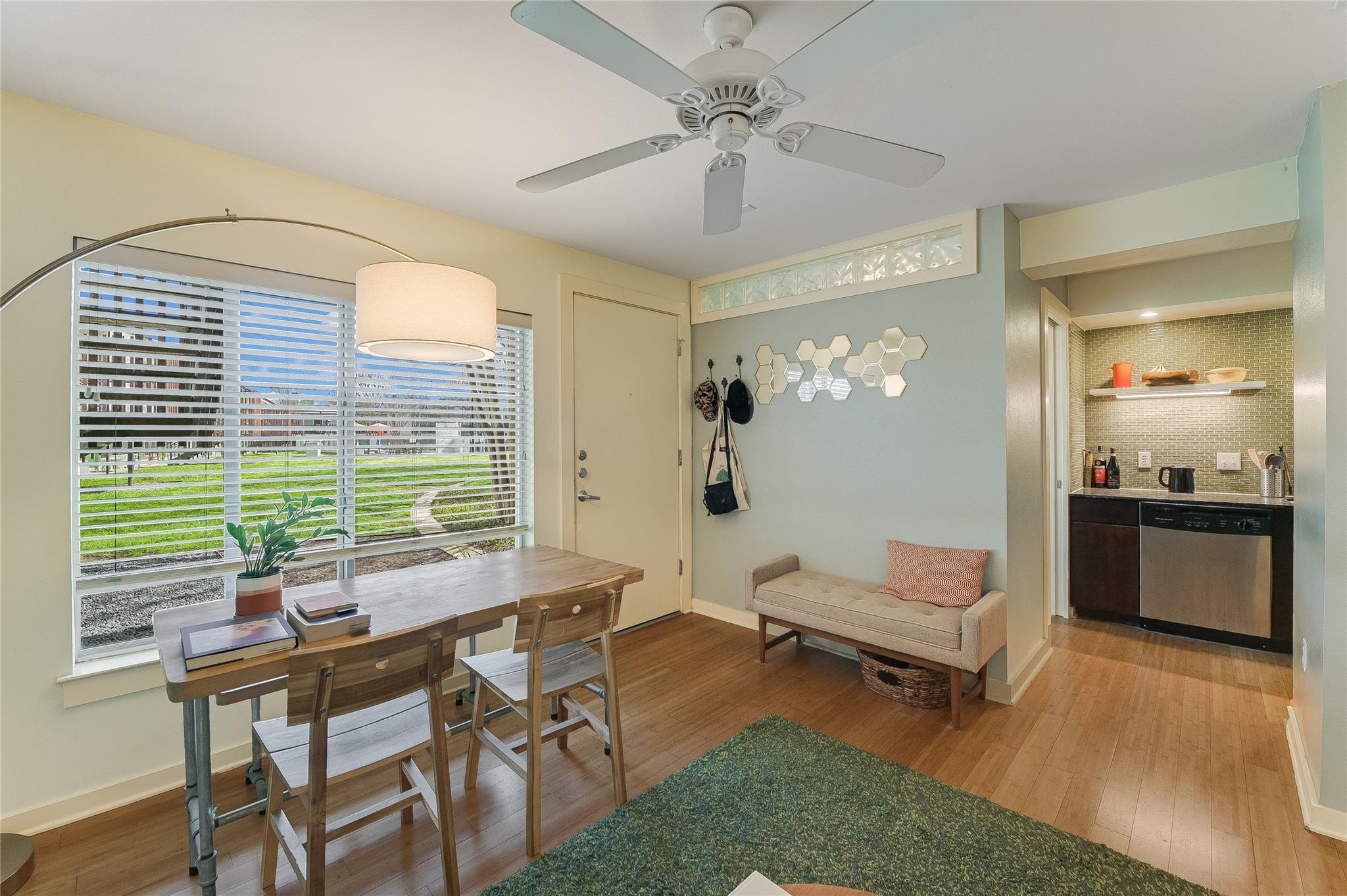 2200 Dickson Dr # 128, Austin, TX 78704