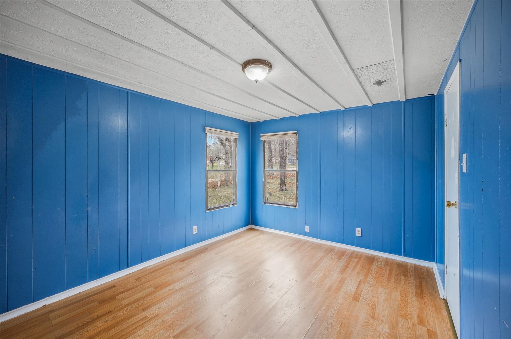 840 Oak Tree Rd, Seguin, TX 78155