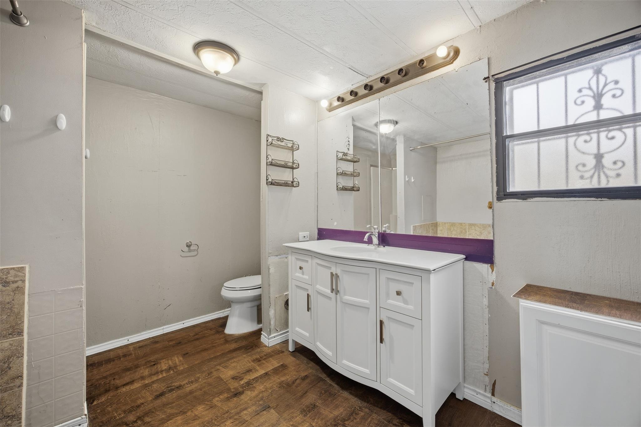 840 Oak Tree Rd, Seguin, TX 78155