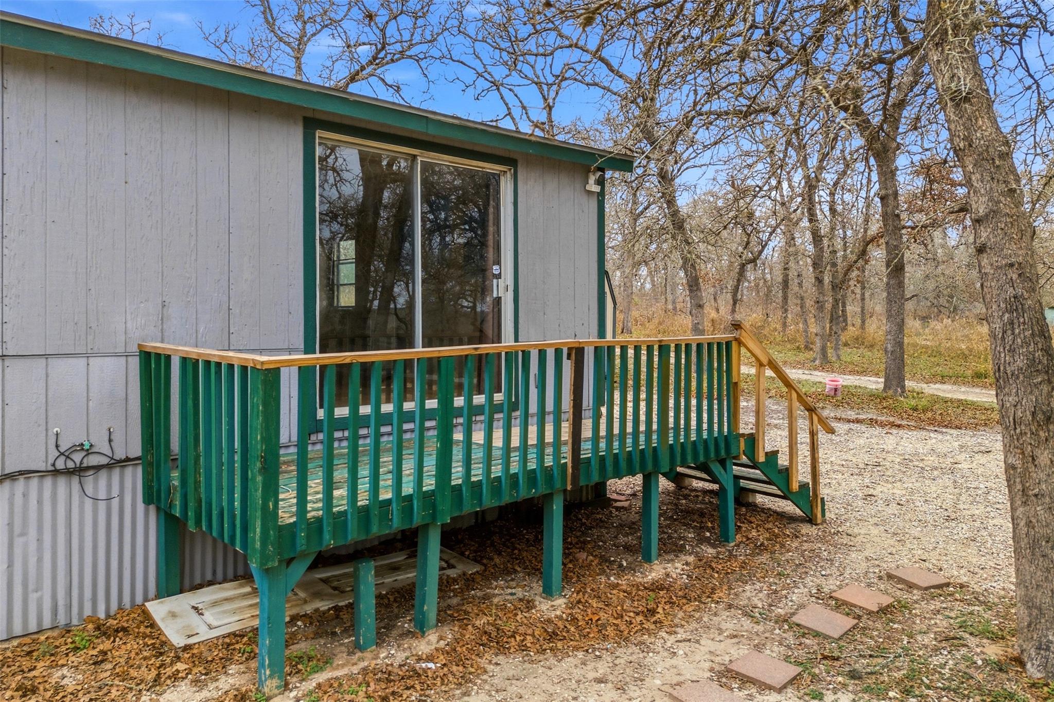 840 Oak Tree Rd, Seguin, TX 78155