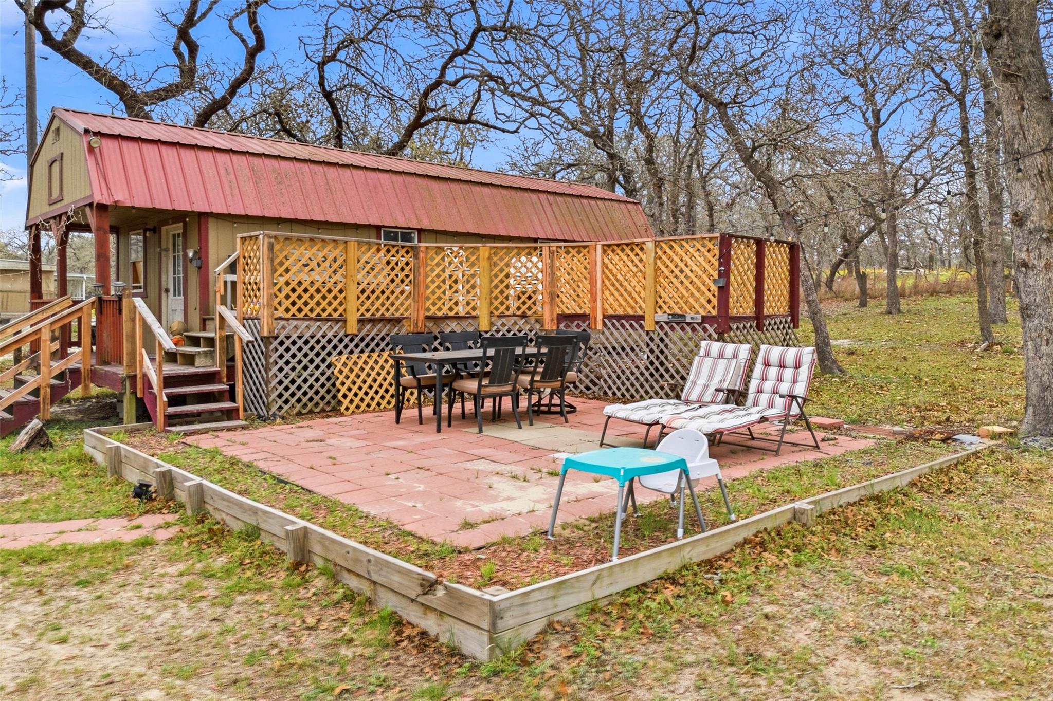 840 Oak Tree Rd, Seguin, TX 78155