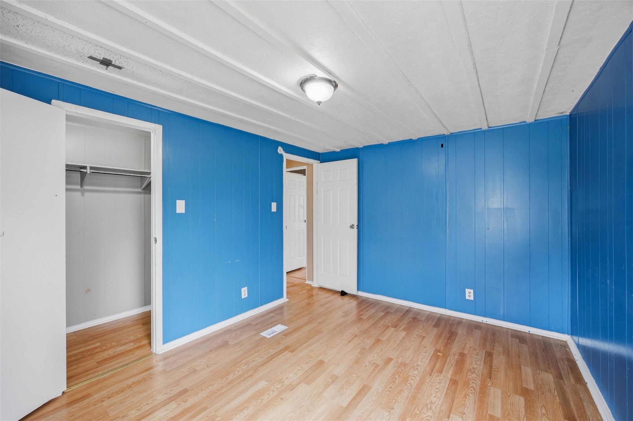 840 Oak Tree Rd, Seguin, TX 78155