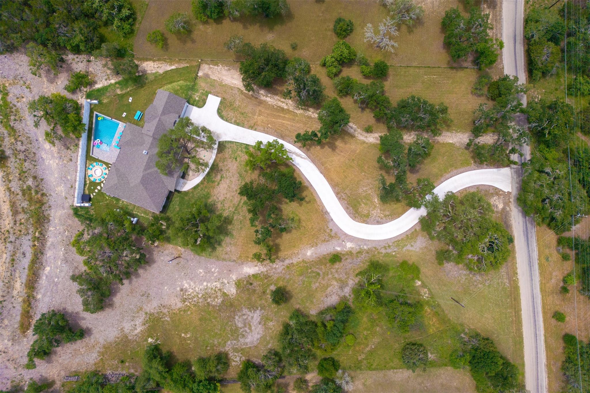 717 E Creek Dr, Dripping Springs, TX 78620