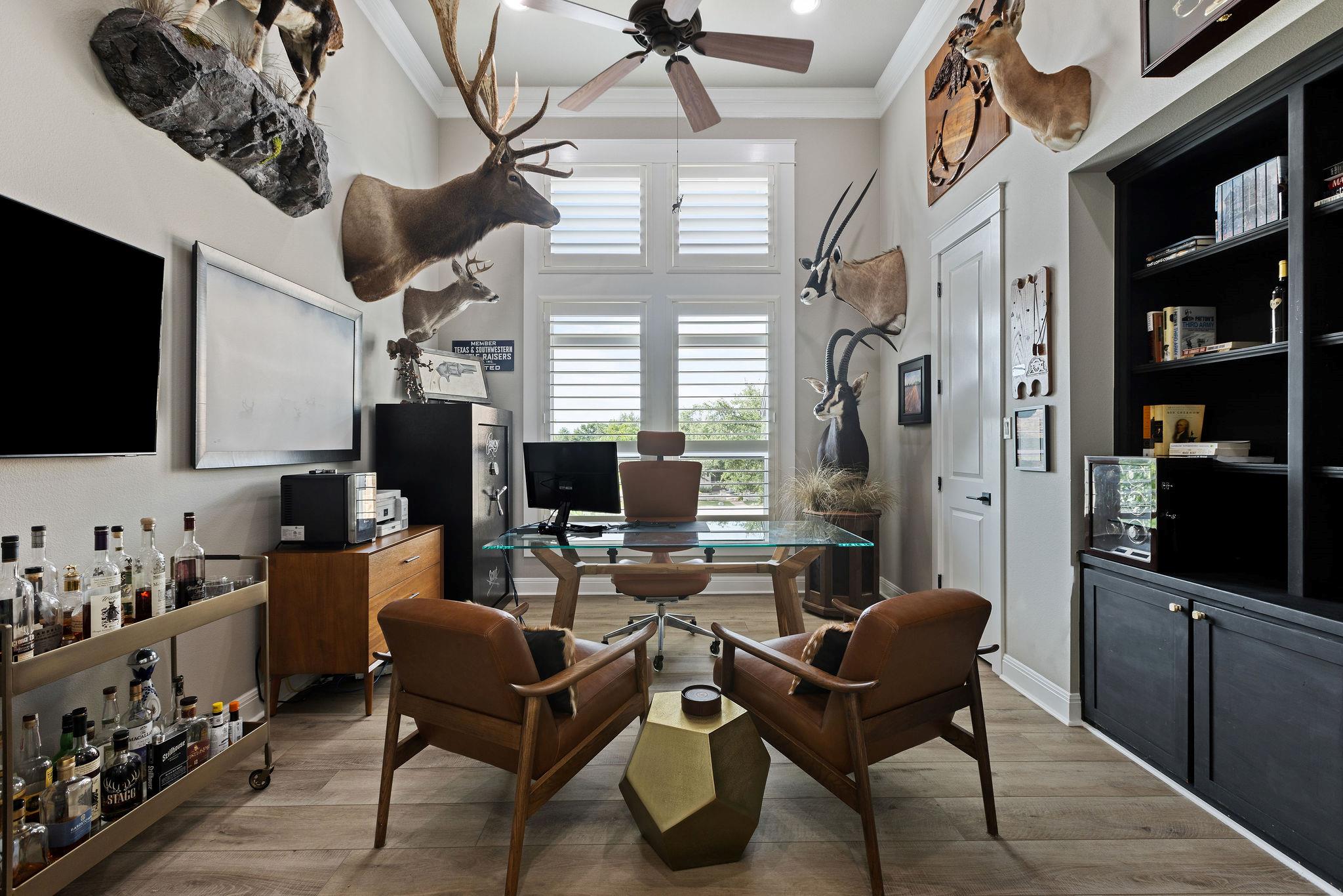 279 Rugged Earth Dr, Austin, TX 78737