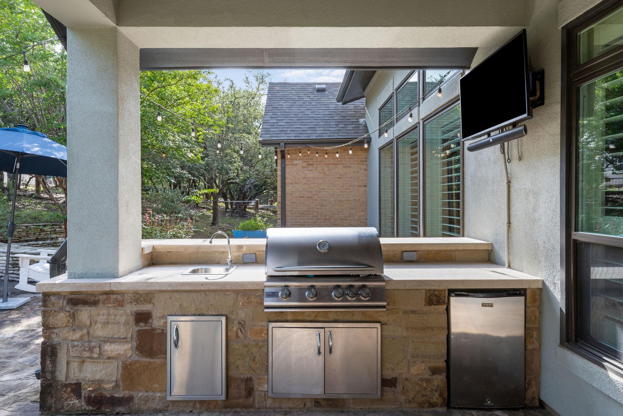 279 Rugged Earth Dr, Austin, TX 78737