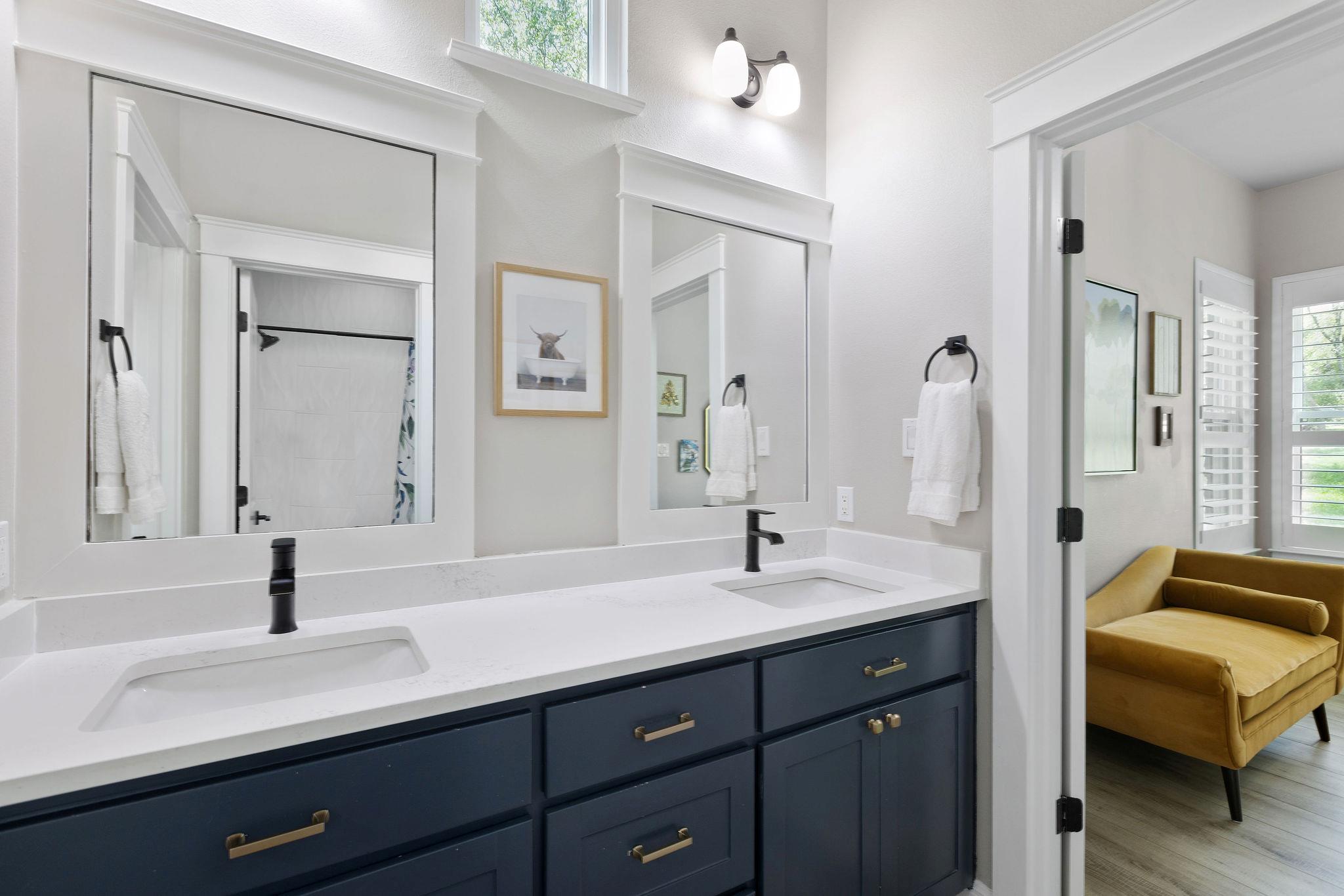 279 Rugged Earth Dr, Austin, TX 78737