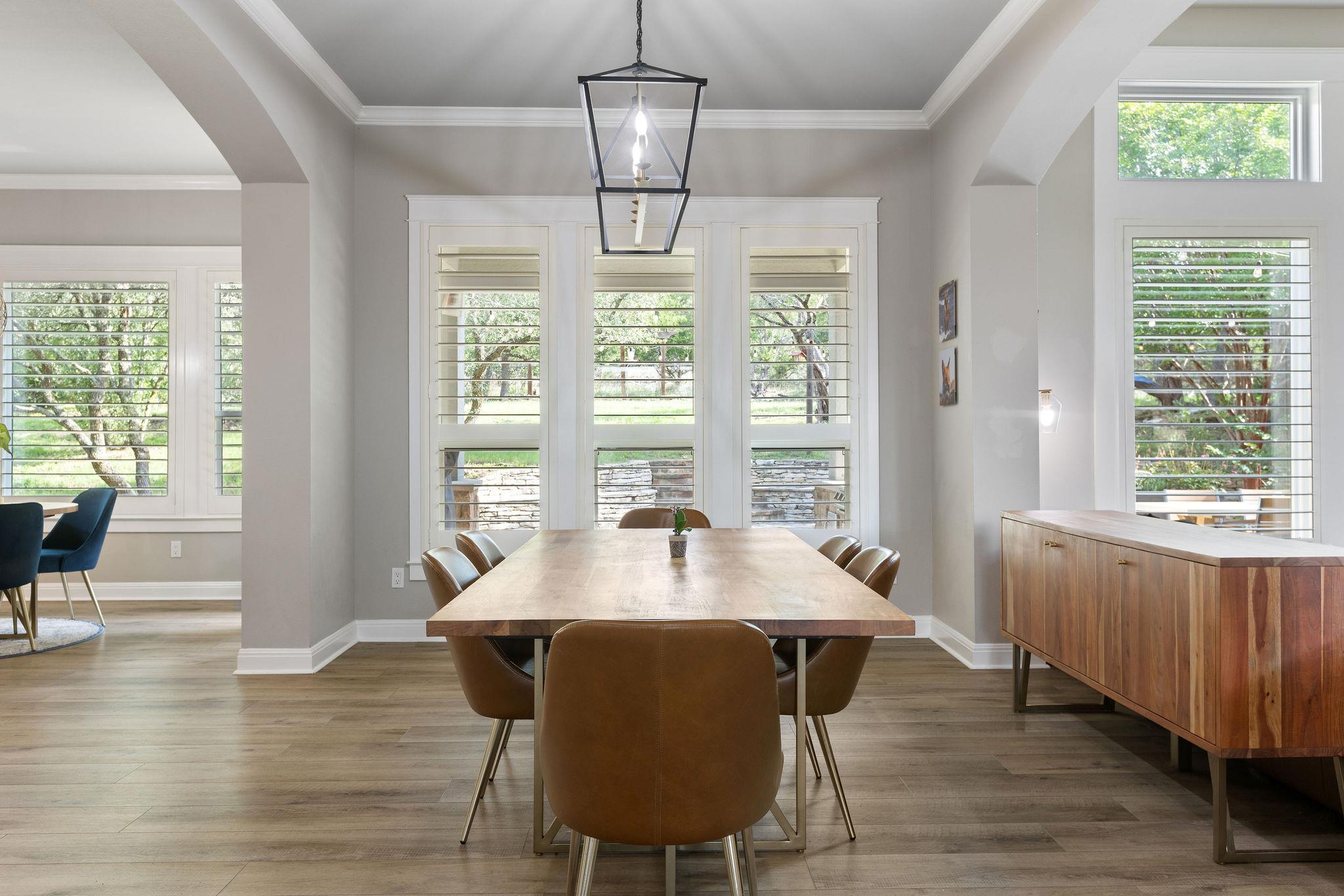 279 Rugged Earth Dr, Austin, TX 78737