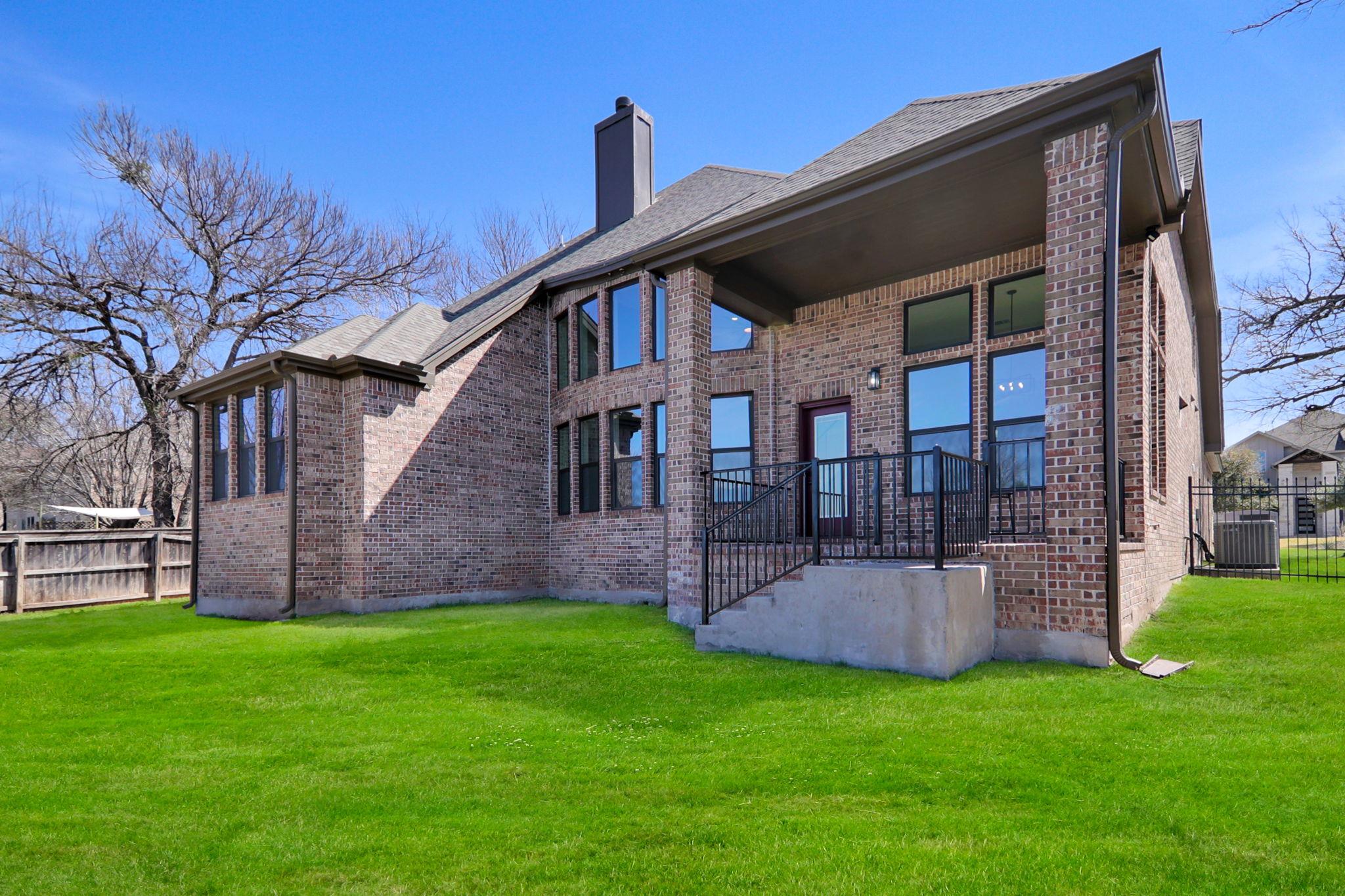 210 Las Colinas Dr, Georgetown, TX 78628