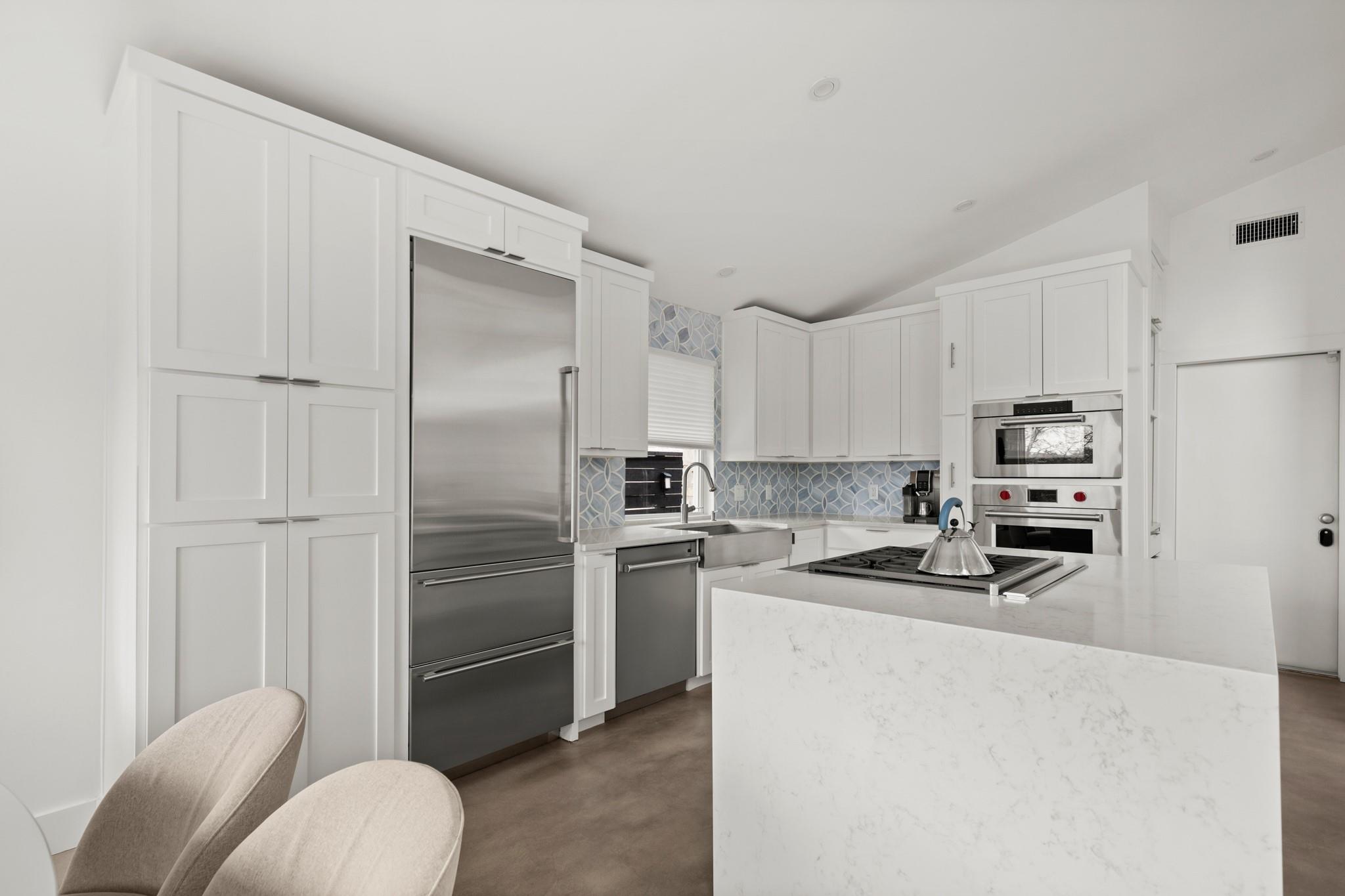 1813 Crooked Ln, Austin, TX 78741