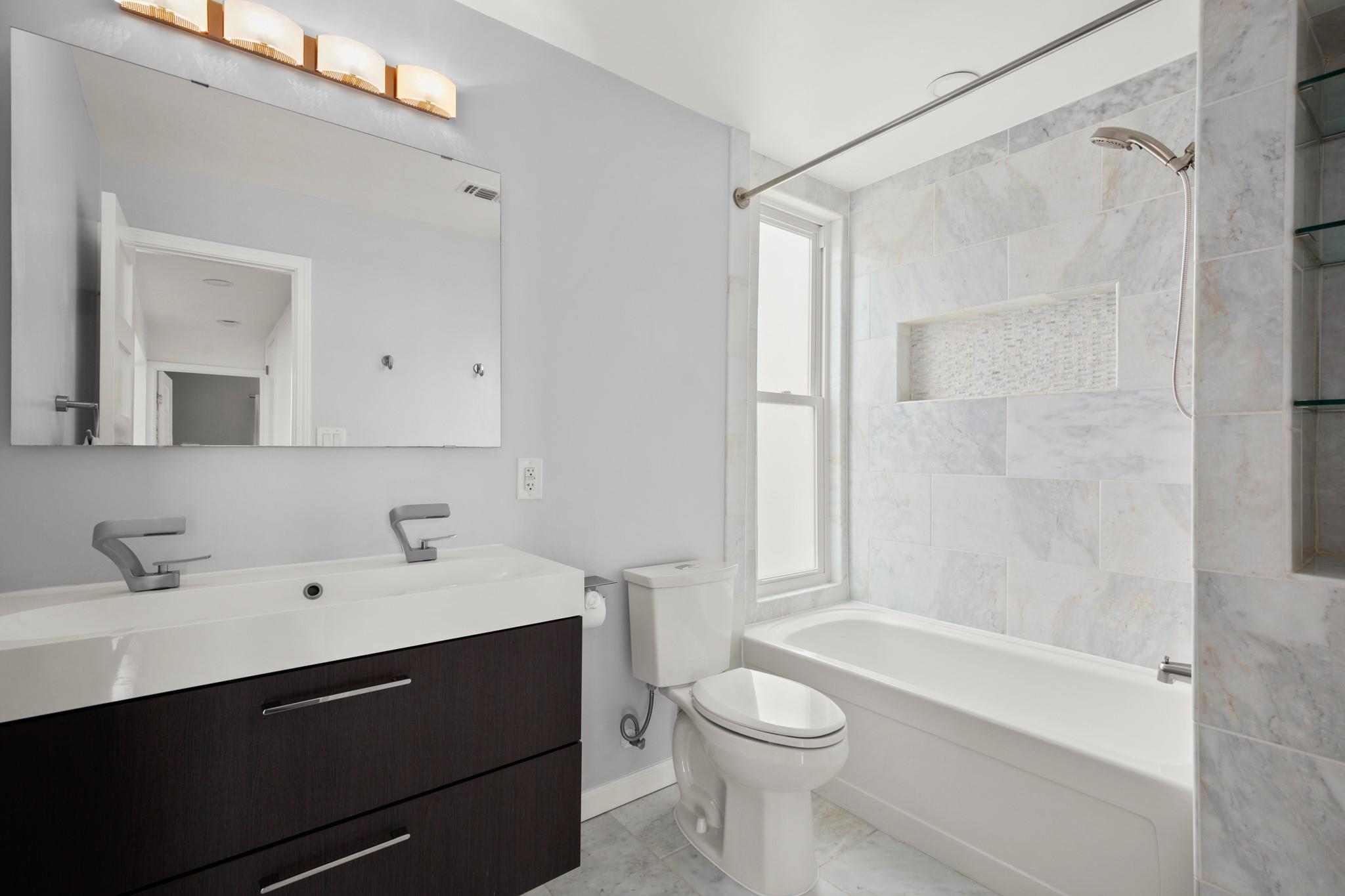 1813 Crooked Ln, Austin, TX 78741