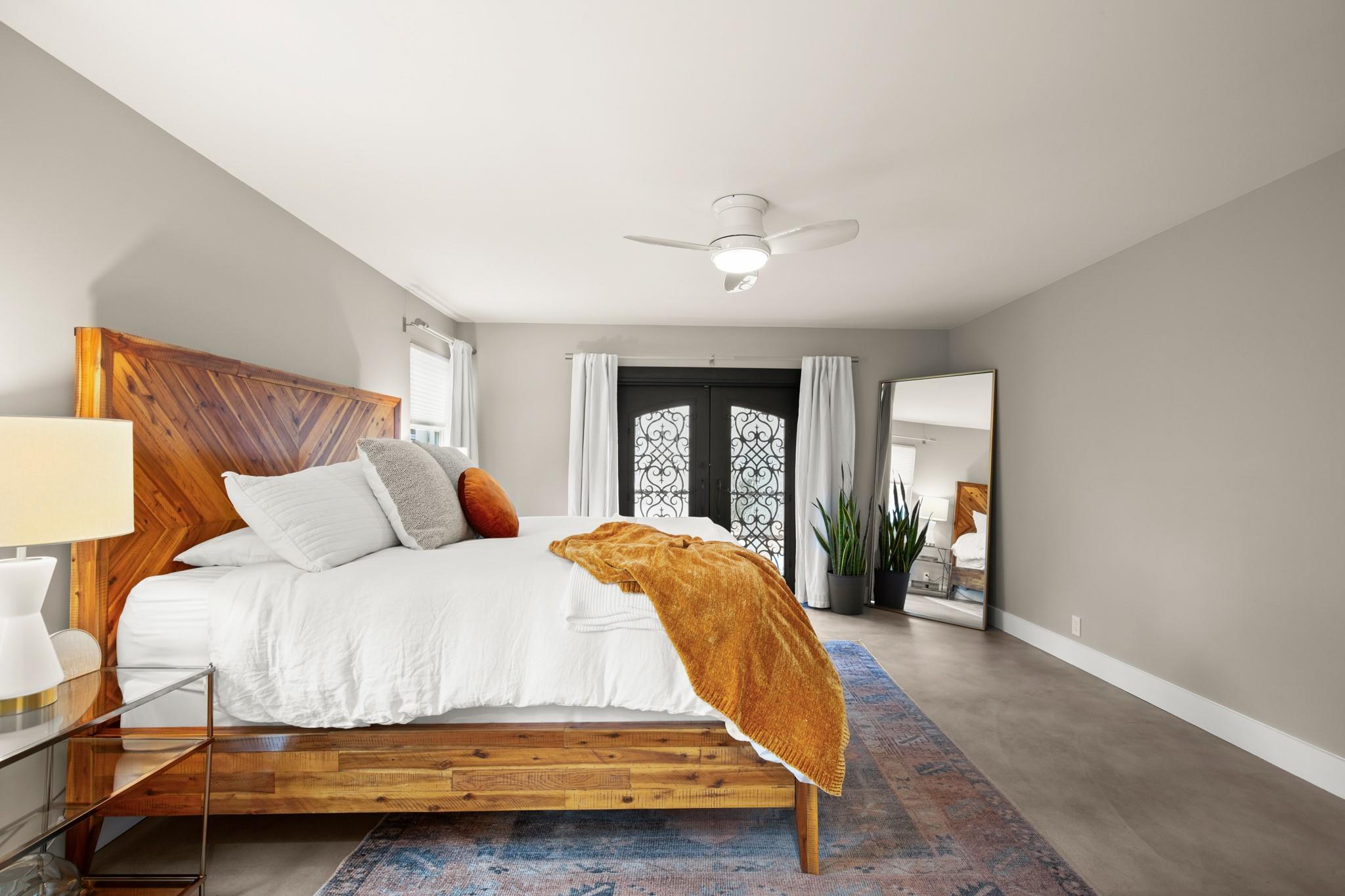 1813 Crooked Ln, Austin, TX 78741