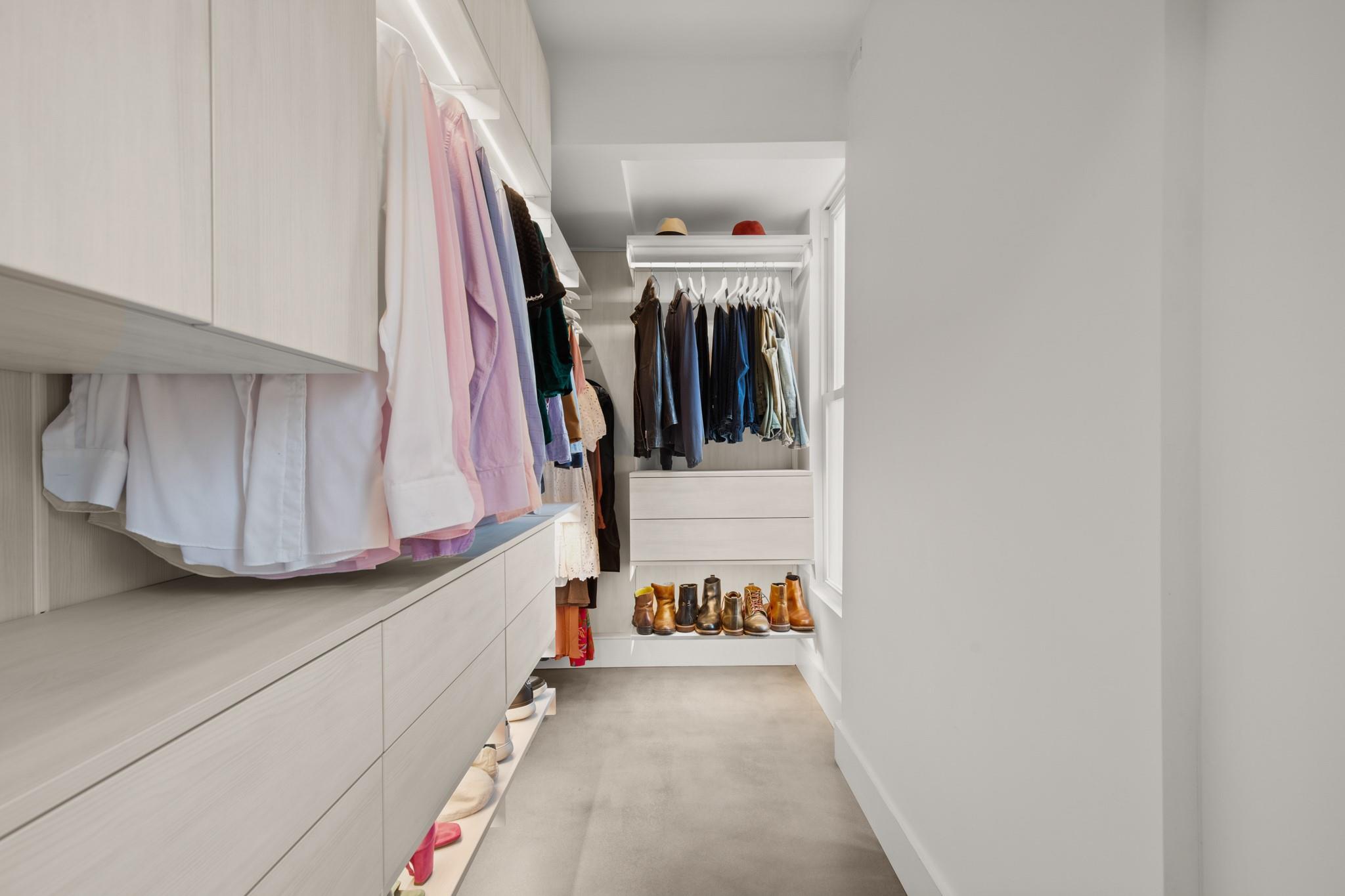 1813 Crooked Ln, Austin, TX 78741