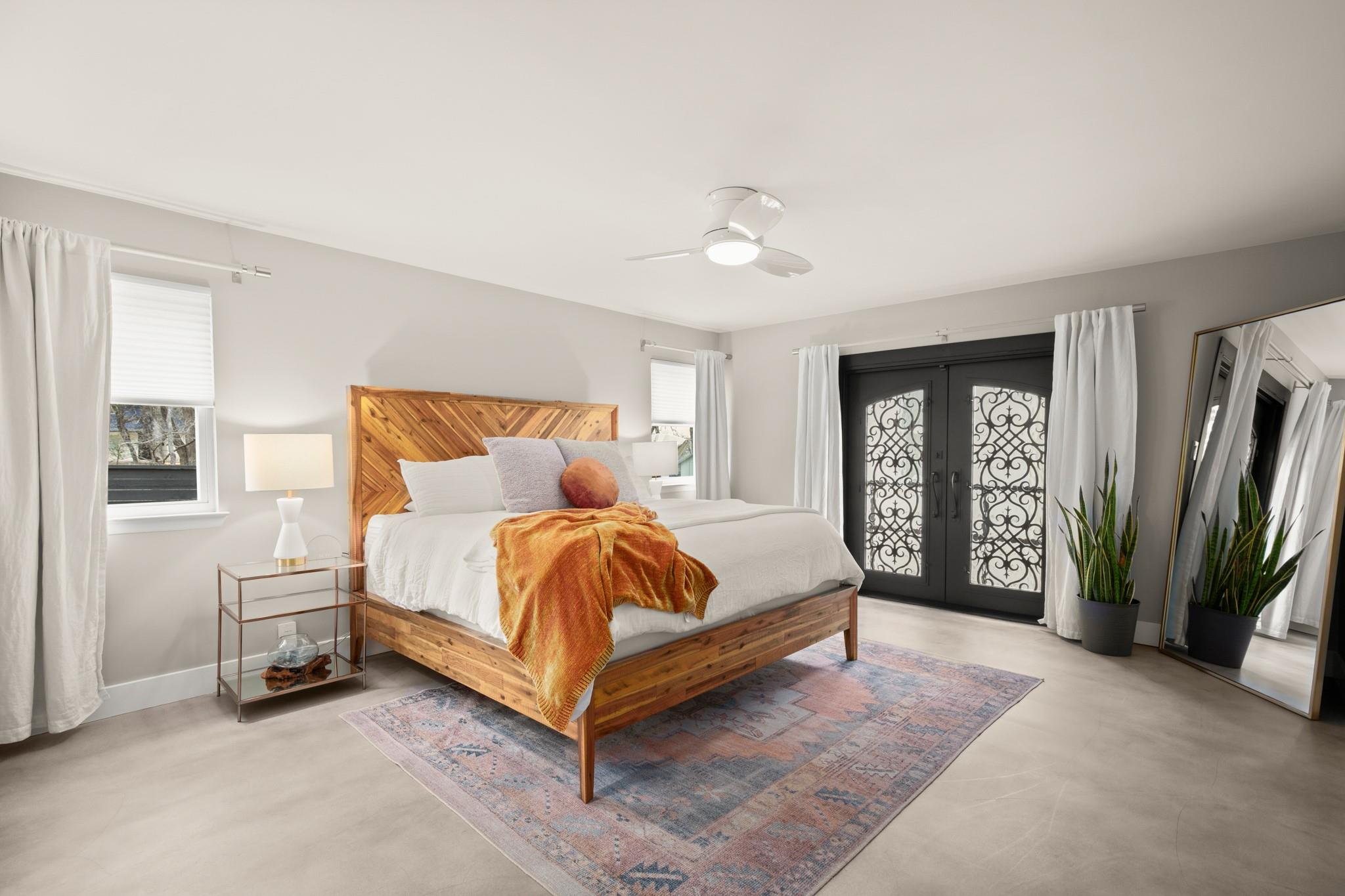 1813 Crooked Ln, Austin, TX 78741