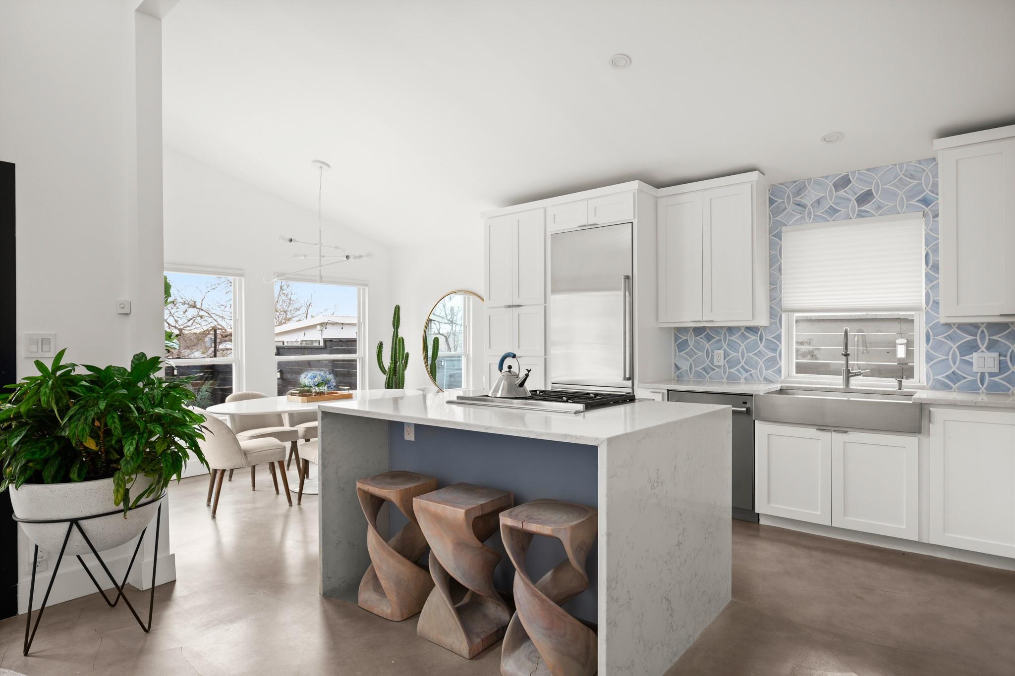 1813 Crooked Ln, Austin, TX 78741