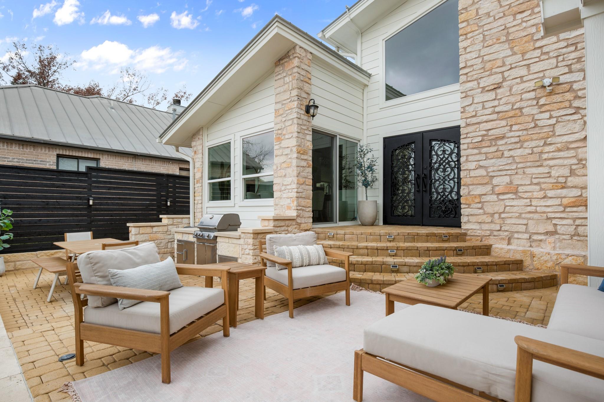 1813 Crooked Ln, Austin, TX 78741